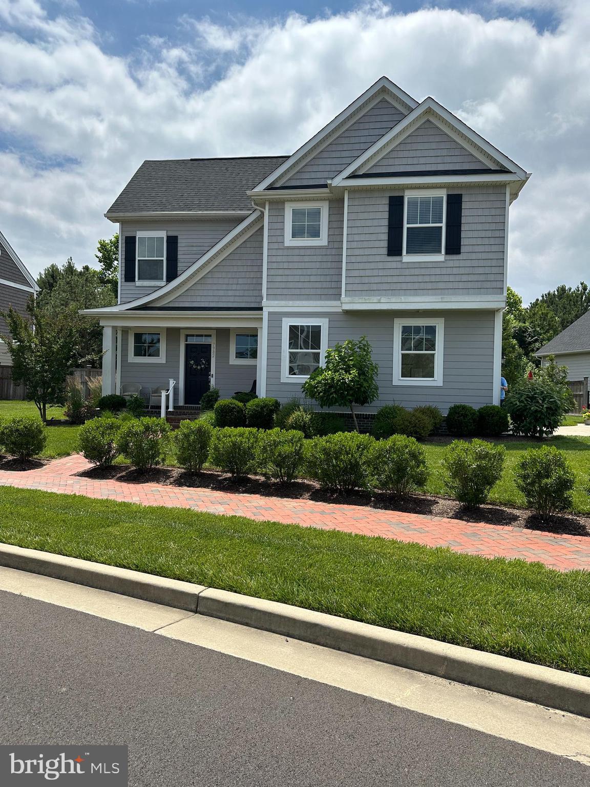 EASTON VILLAGE - Residential