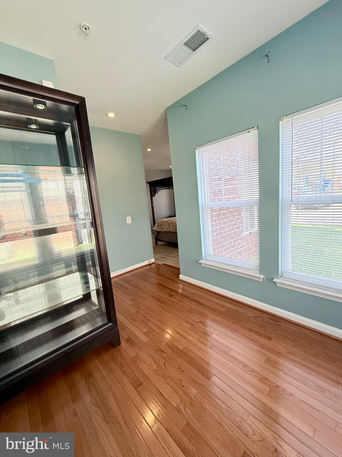 WINDSOR CROSSING - Residential