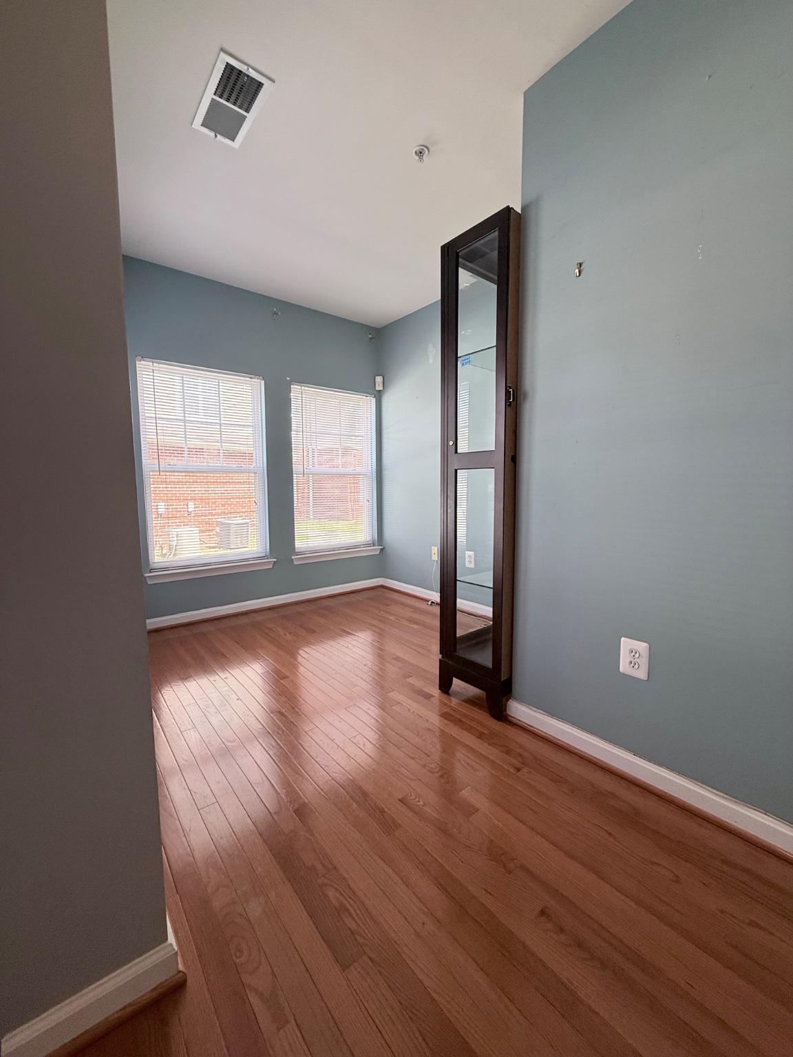 WINDSOR CROSSING - Residential