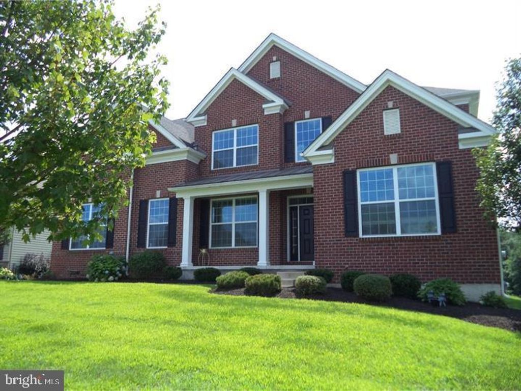 Photo of 2804 Hoffs Way, WARRINGTON, PA 18976 (MLS # PABU2111400)