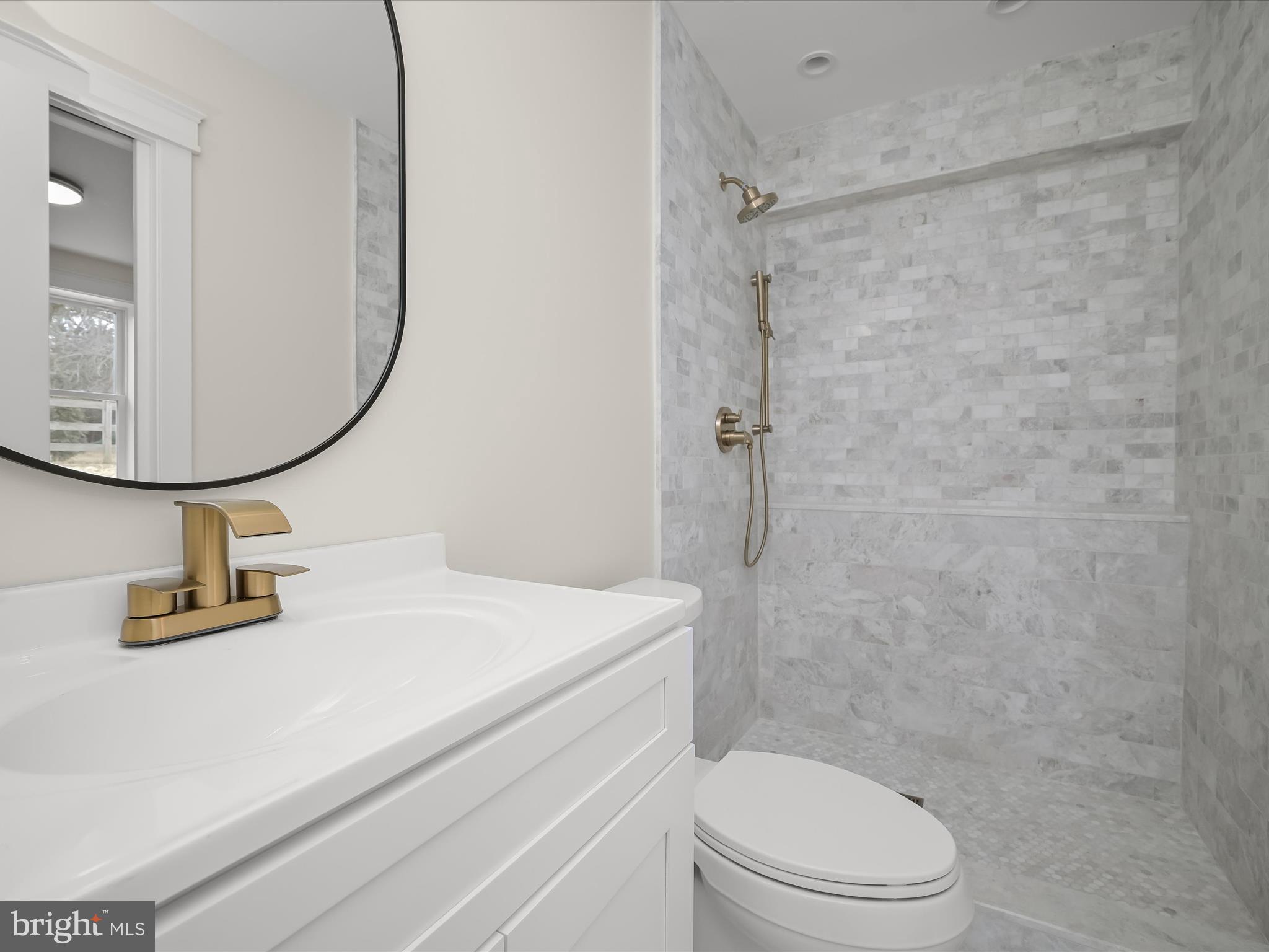 BEAVERBROOK - Residential