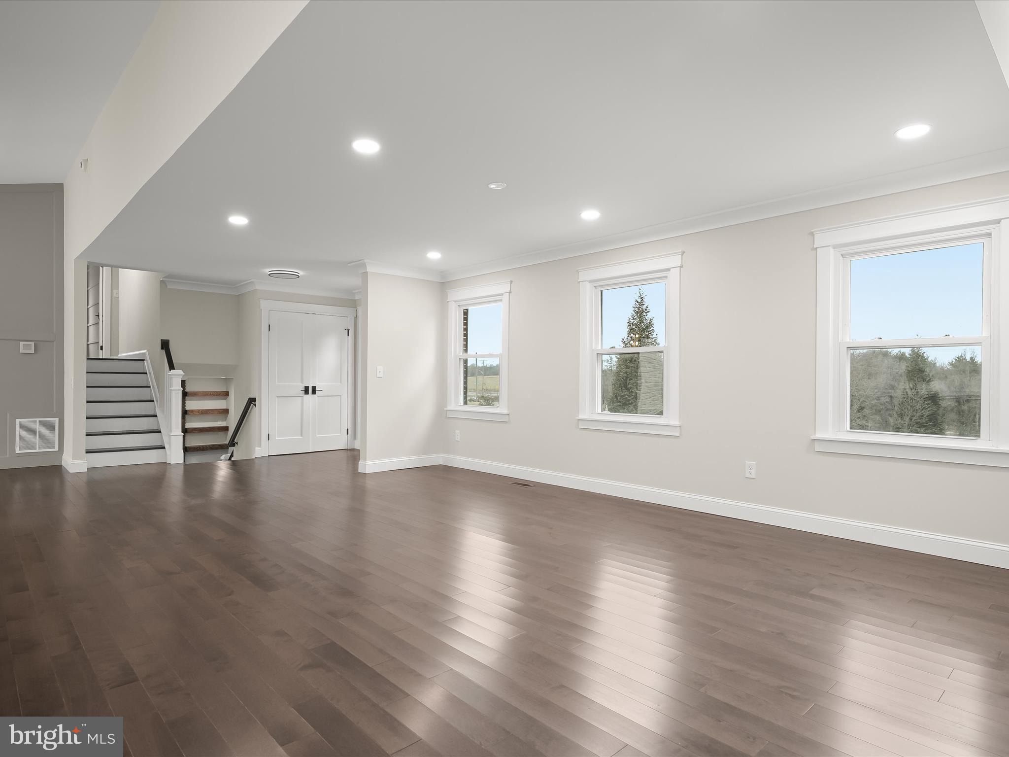 BEAVERBROOK - Residential