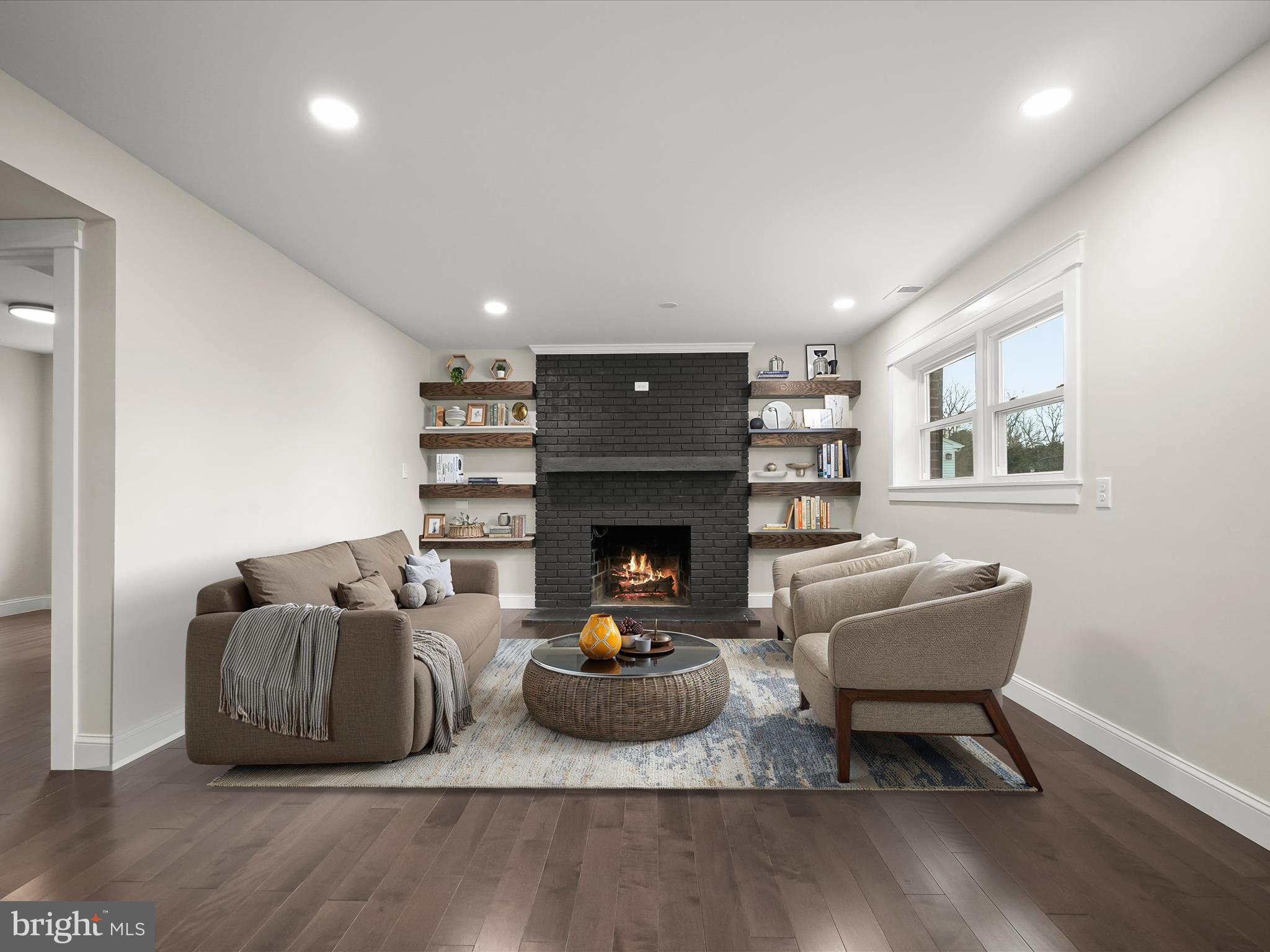 BEAVERBROOK - Residential