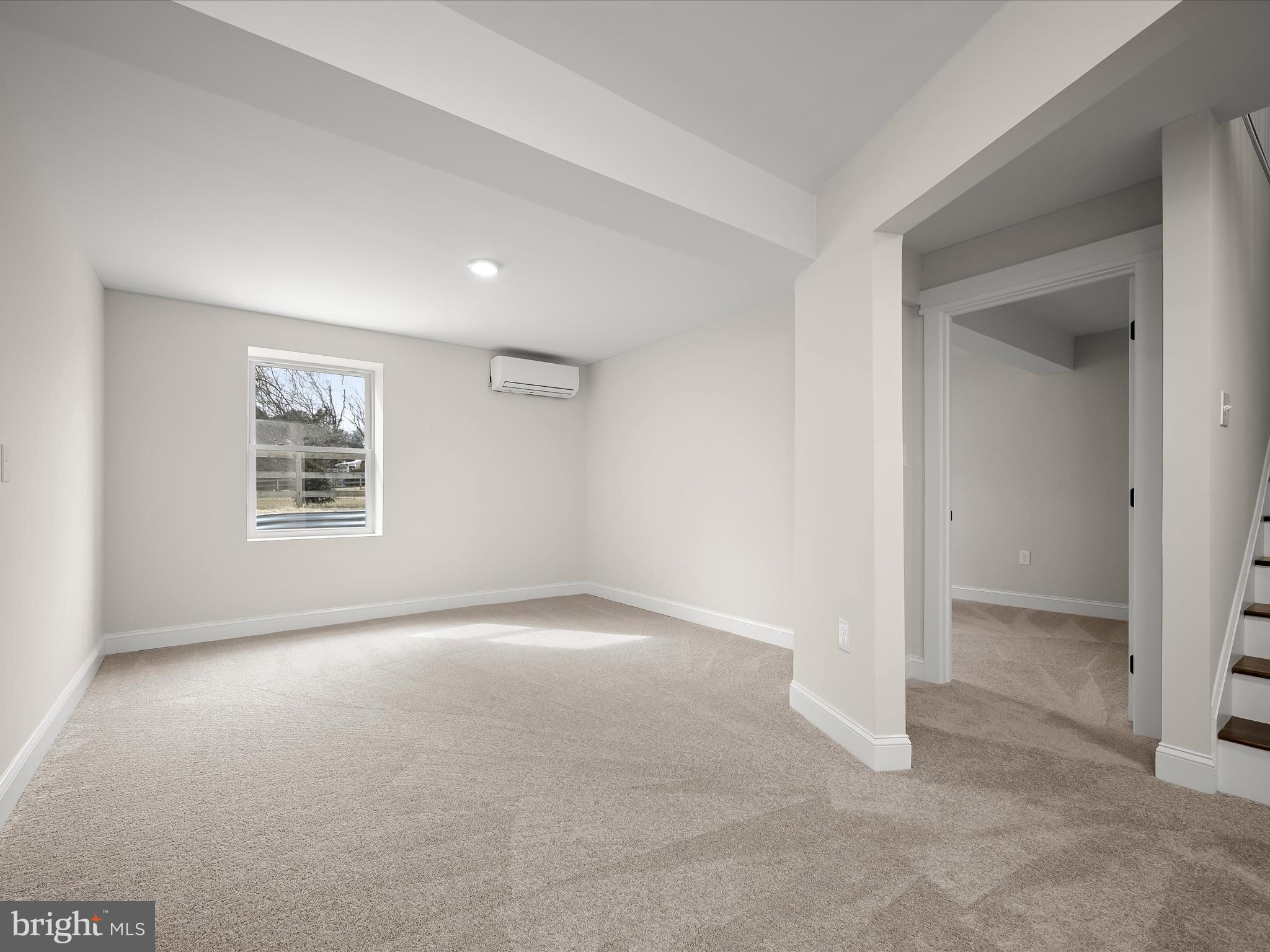 BEAVERBROOK - Residential