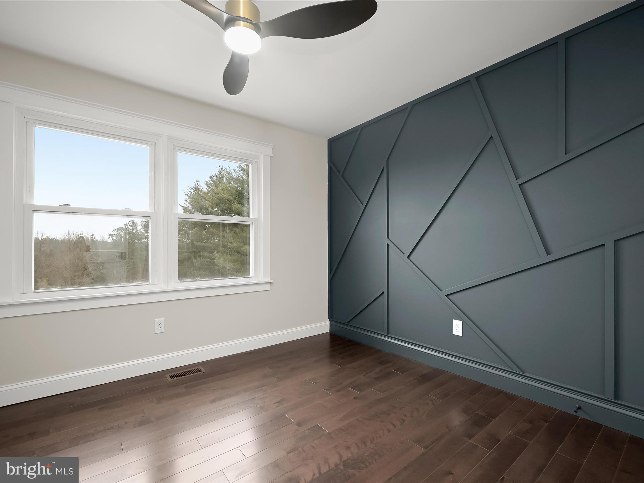 BEAVERBROOK - Residential