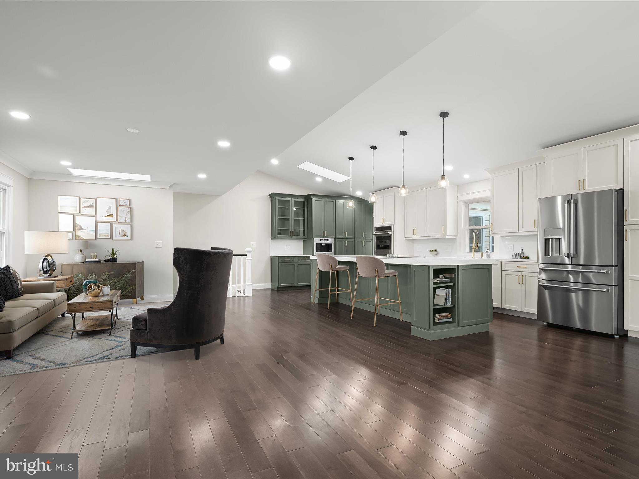 BEAVERBROOK - Residential