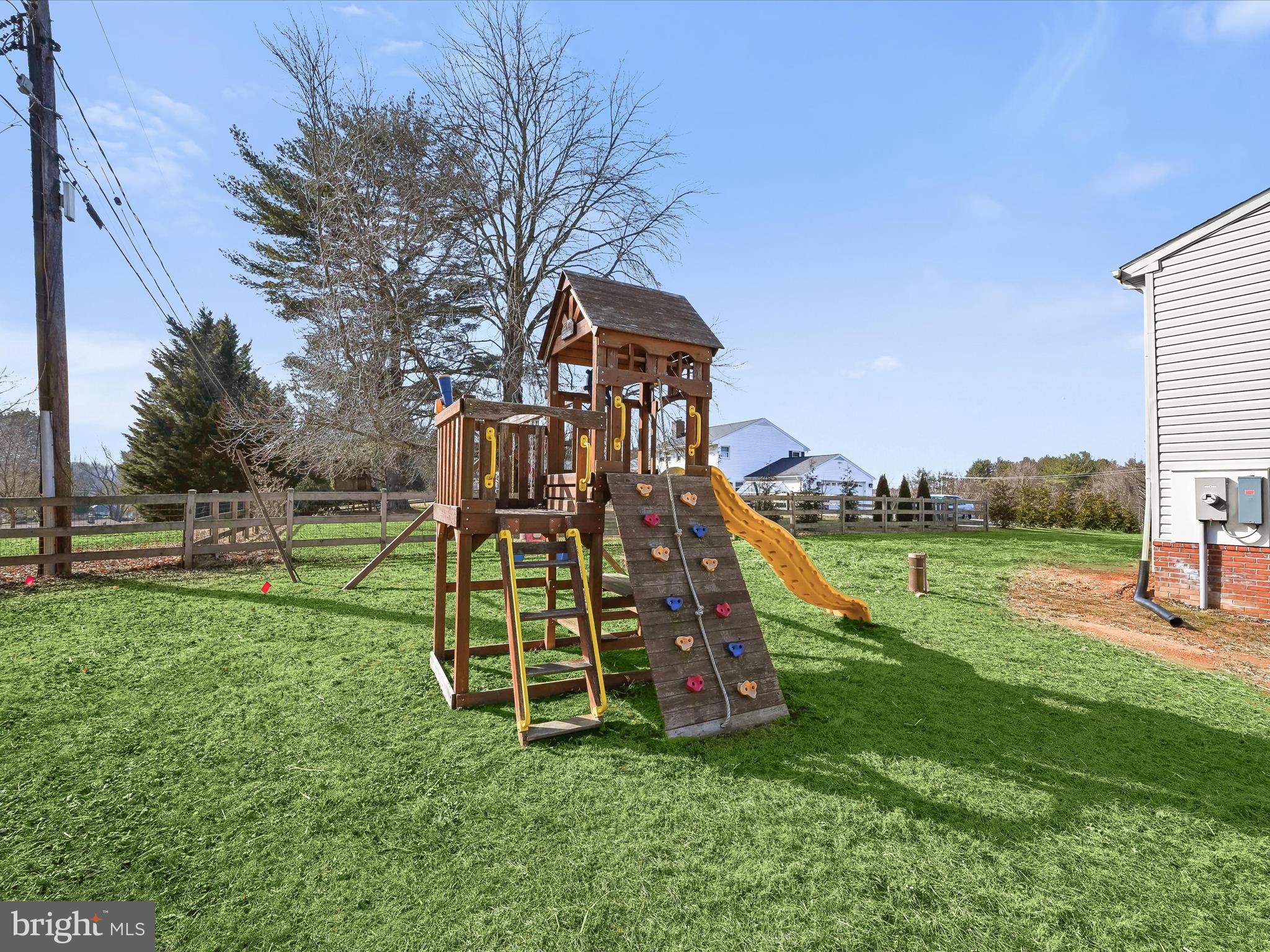 BEAVERBROOK - Residential