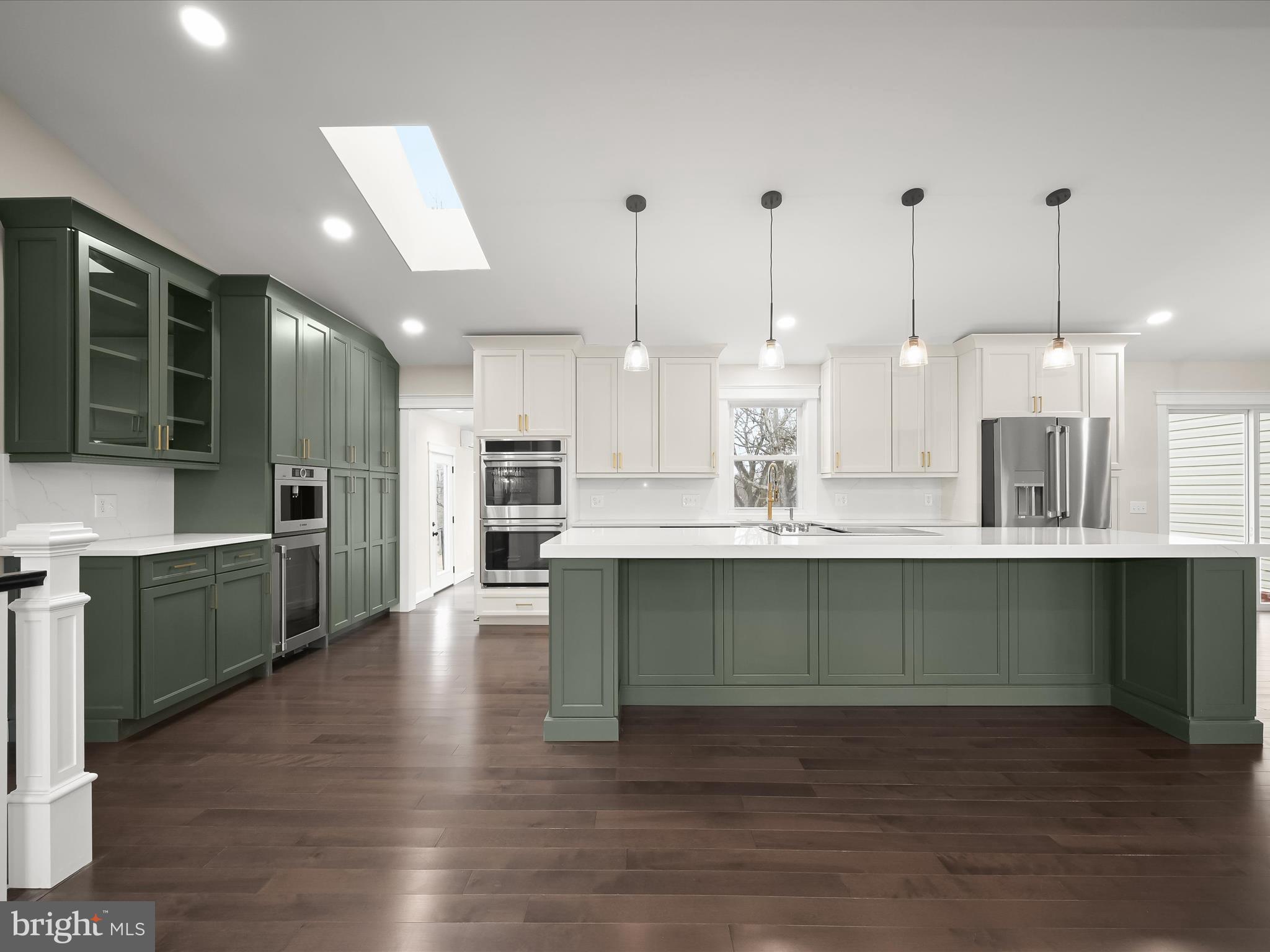 BEAVERBROOK - Residential