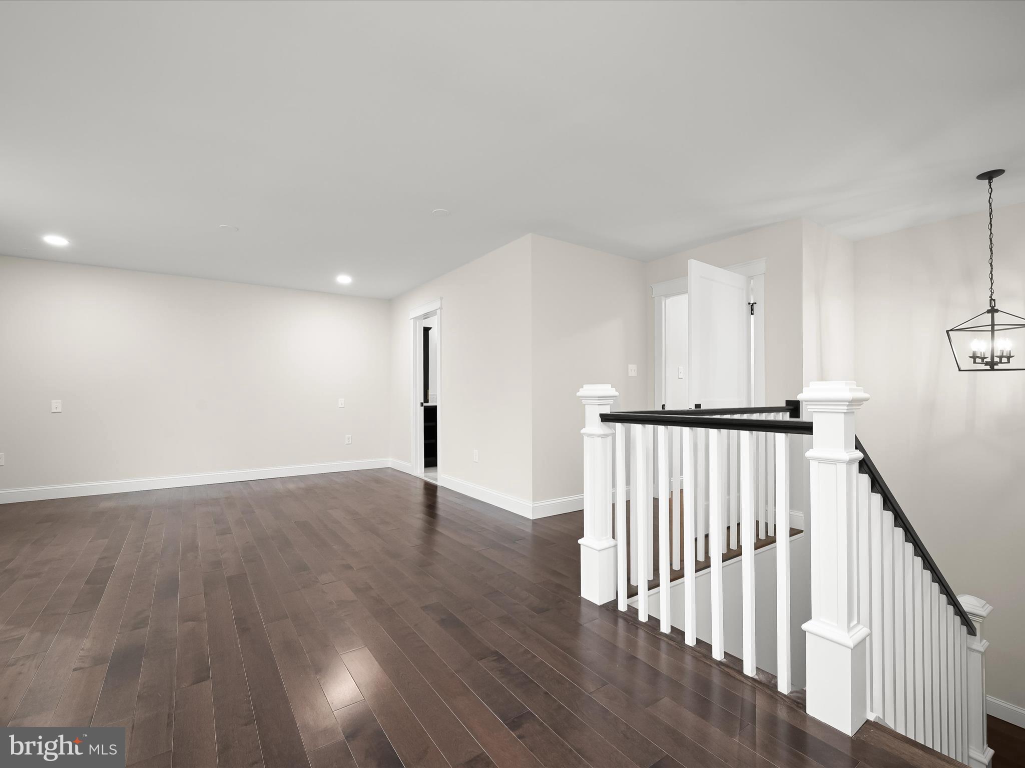 BEAVERBROOK - Residential