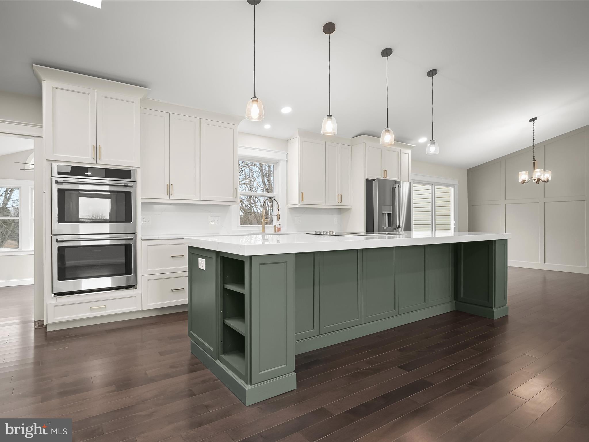 BEAVERBROOK - Residential