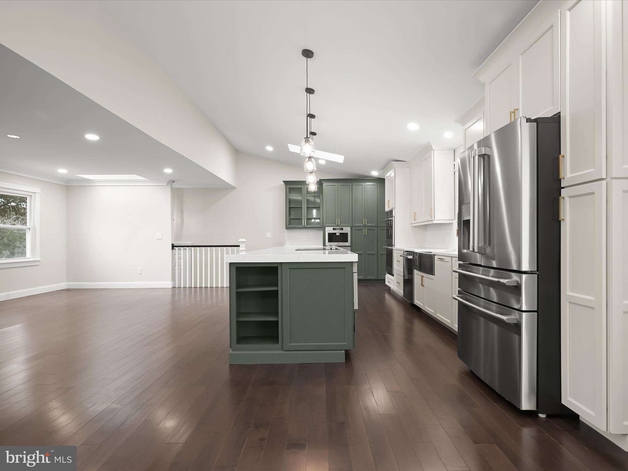 BEAVERBROOK - Residential