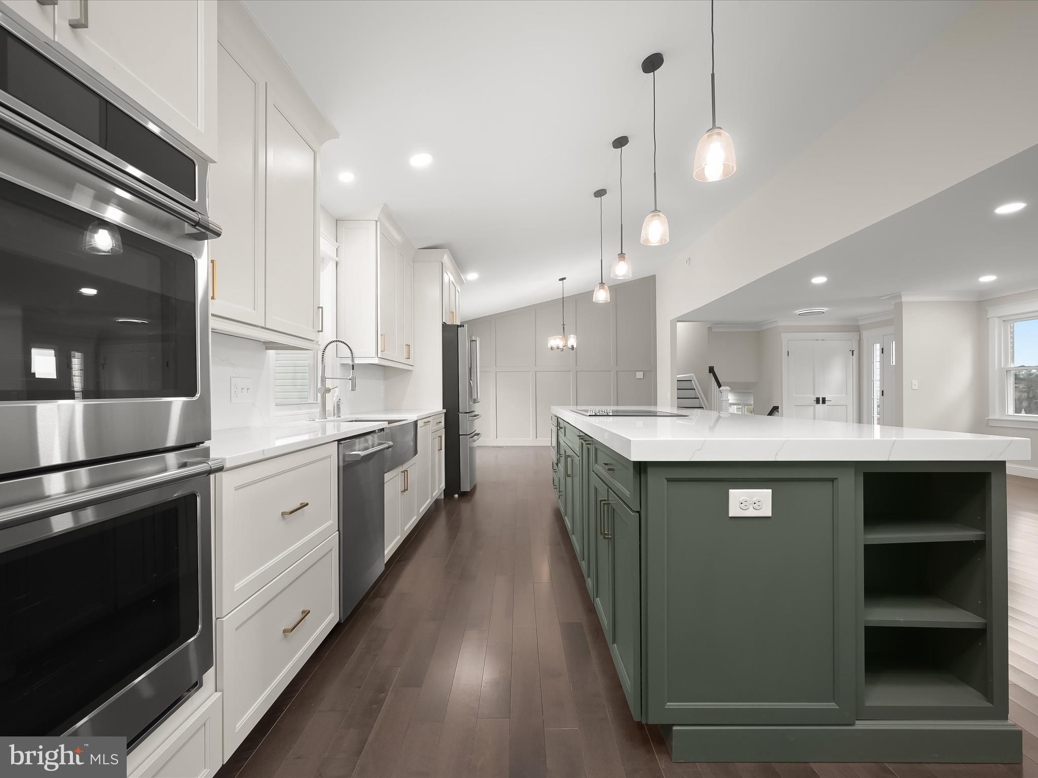 BEAVERBROOK - Residential