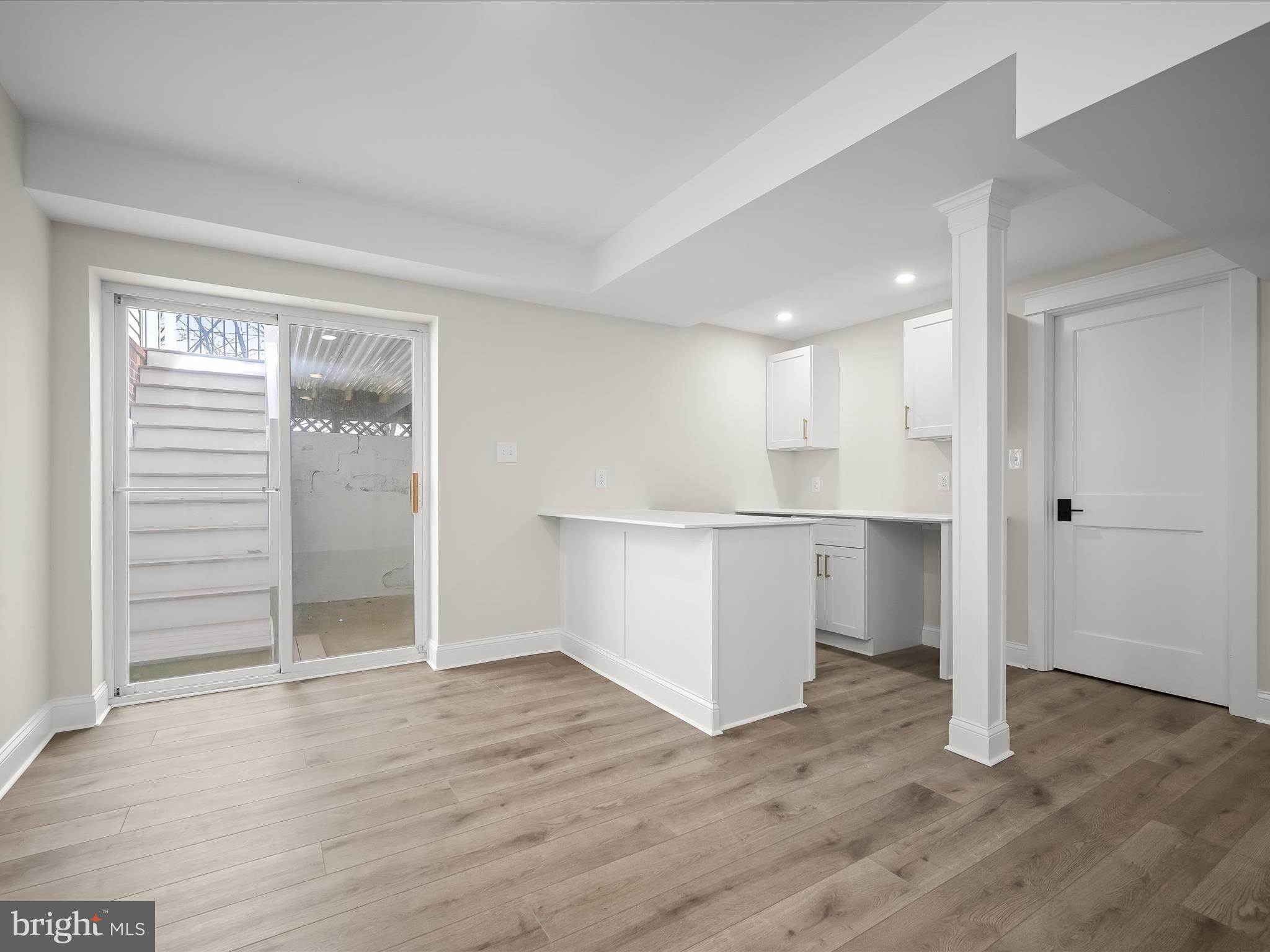 BEAVERBROOK - Residential