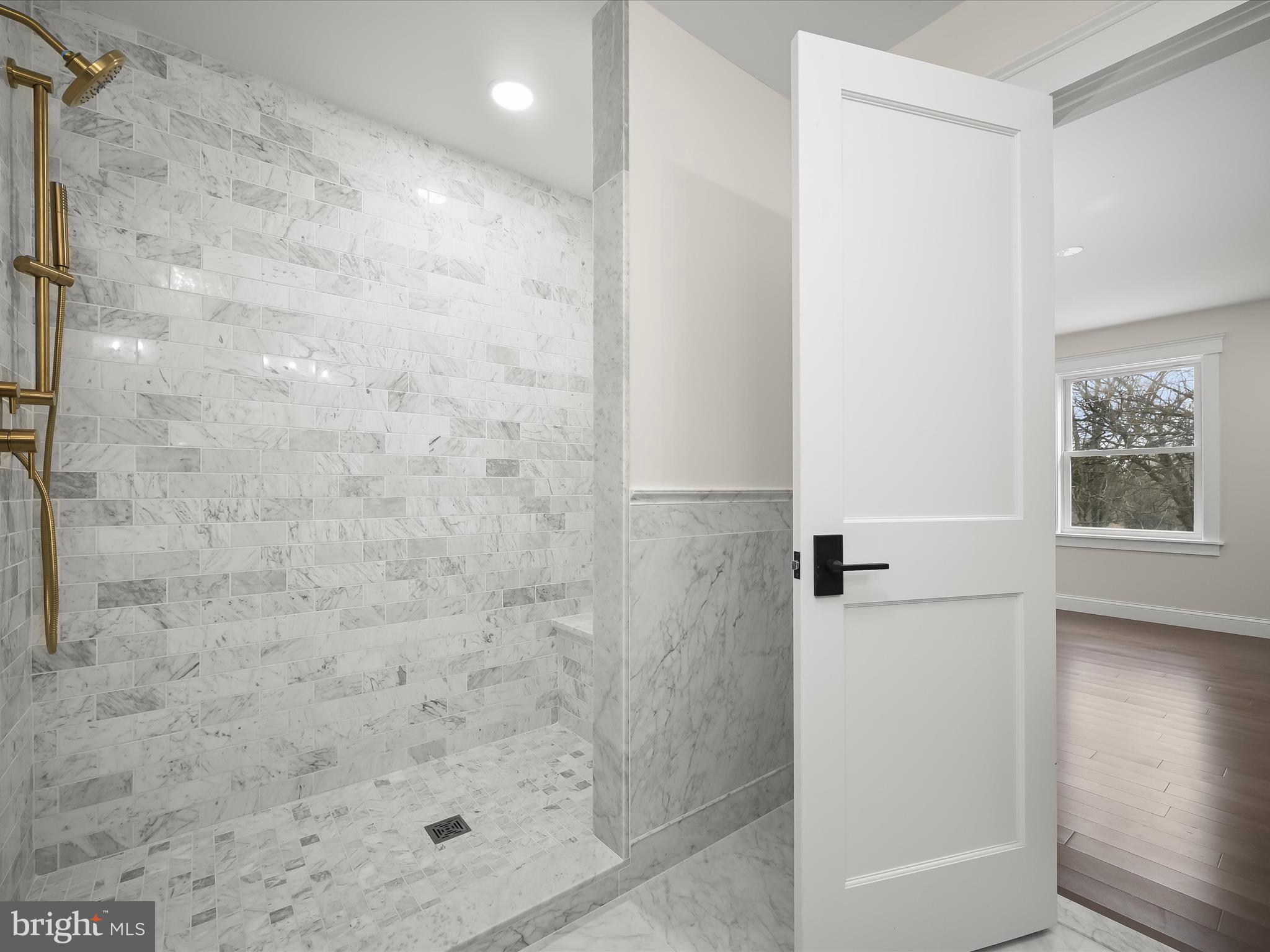 BEAVERBROOK - Residential