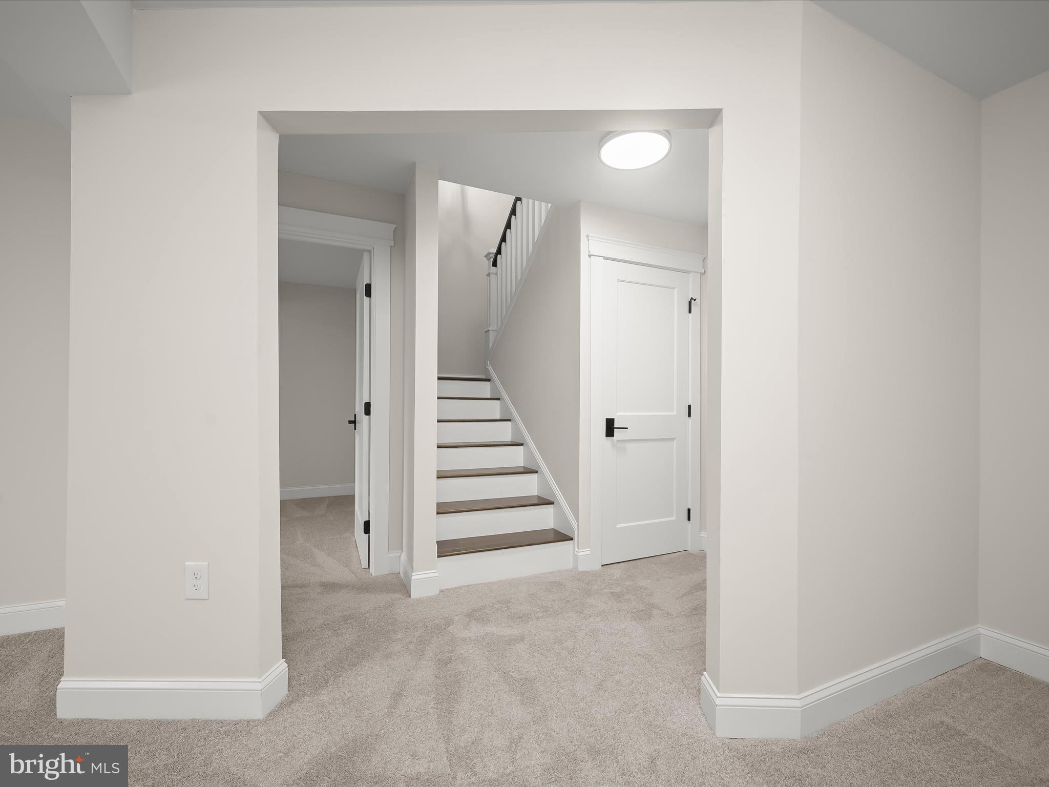 BEAVERBROOK - Residential