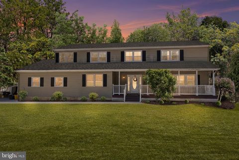 61 WILLIS EWING NJ 08628