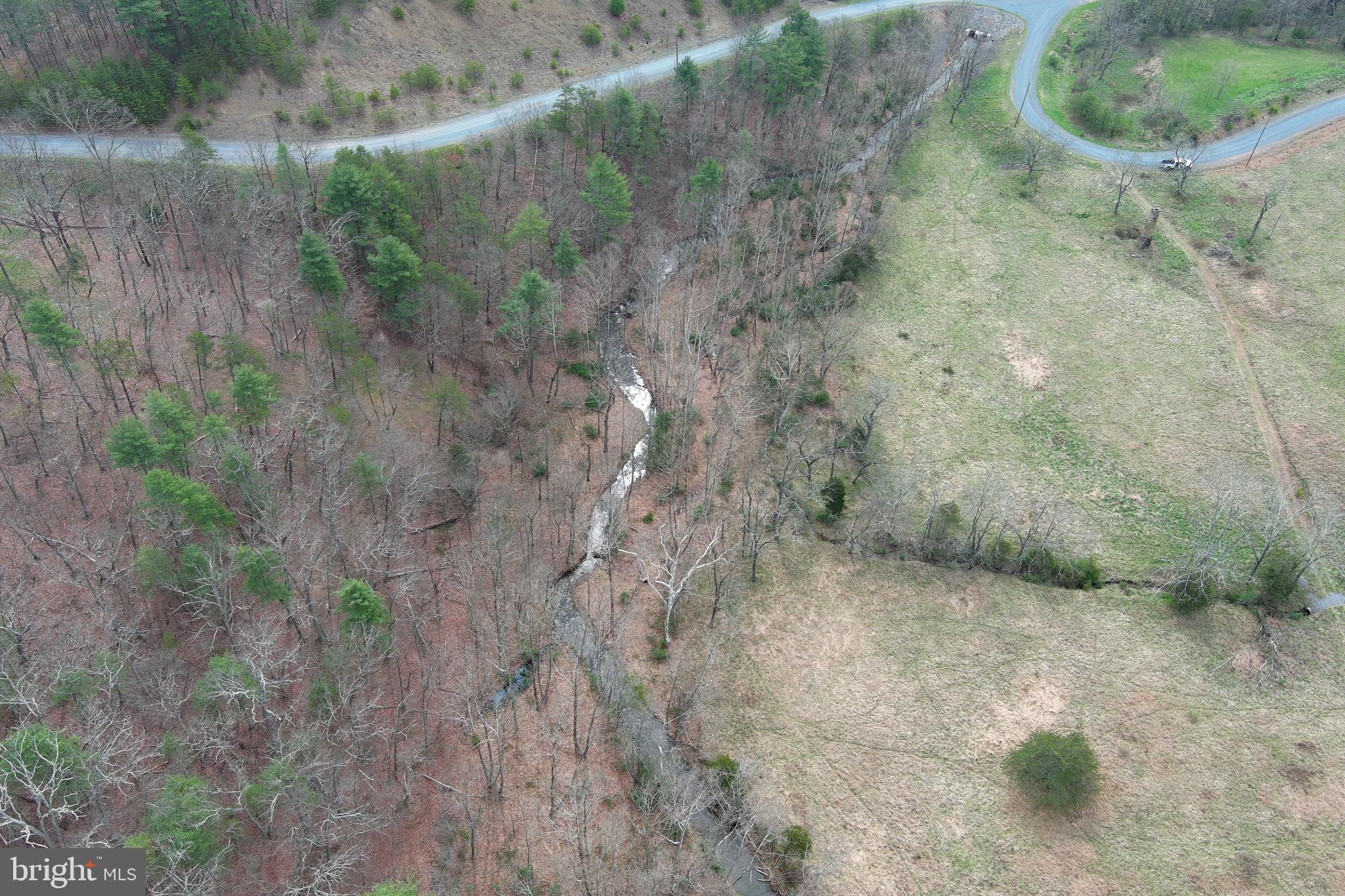 QUIVEY'S GROVE - Land