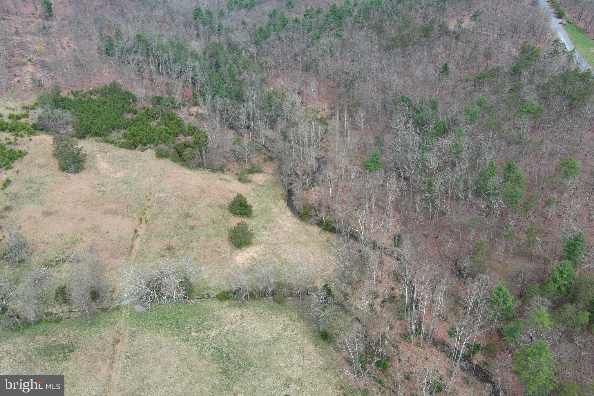 QUIVEY'S GROVE - Land