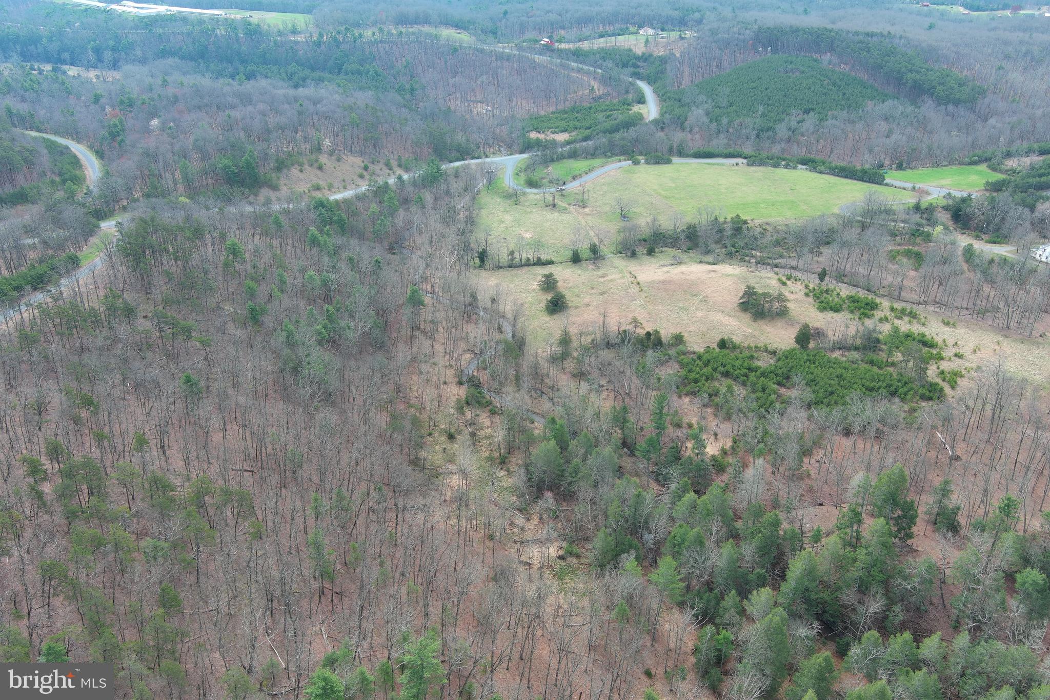 QUIVEY'S GROVE - Land