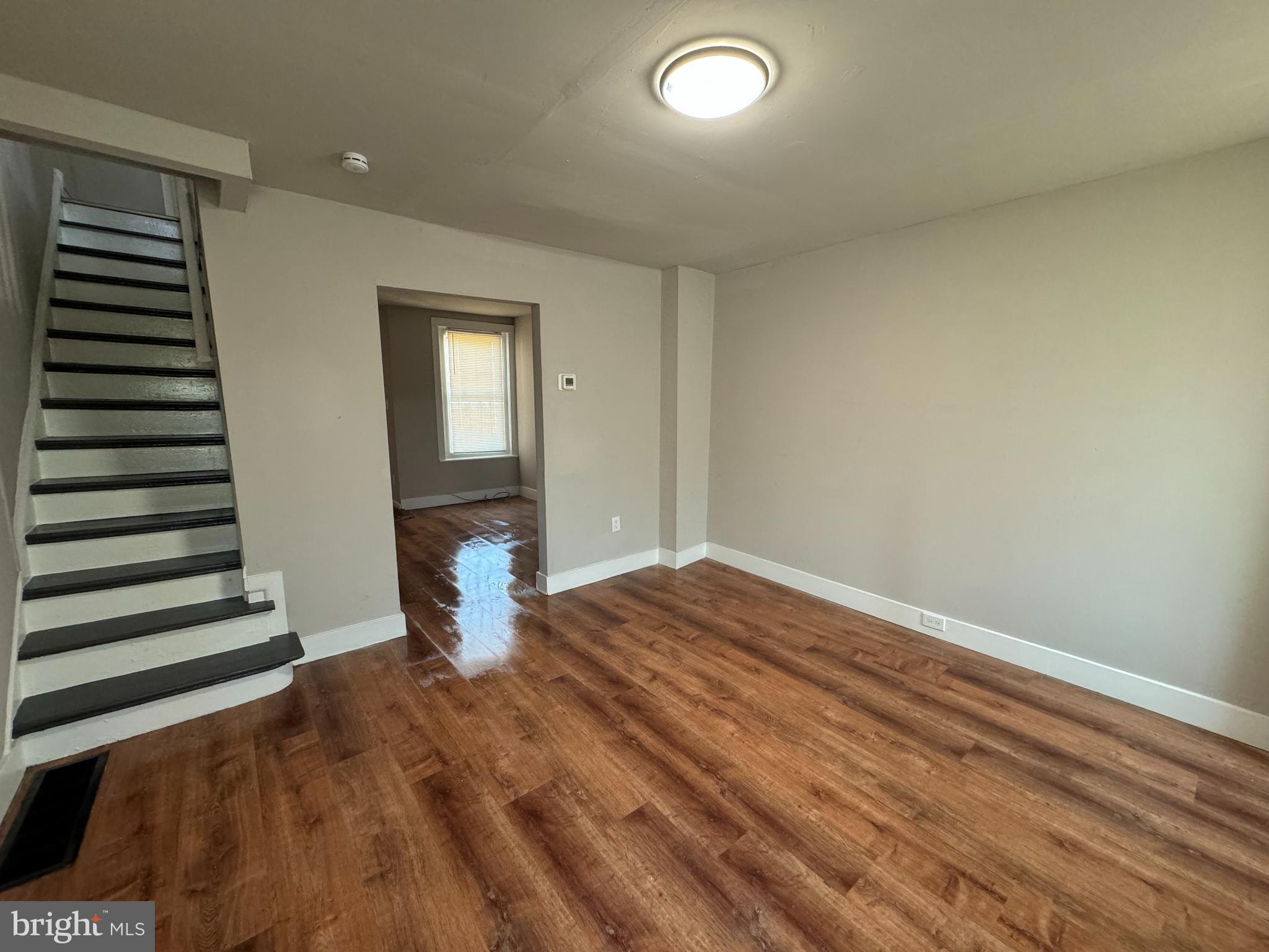Welcome to this freshly updated 3-bedroom, 1-bathroom home offering a perfect balance of comfort and convenience. This property is ideal for those seeking affordable, quality living.
Step into a clean, modern kitchen featuring white shaker-style cabinets, ample storage, and a sleek granite-style countertop with a deep stainless-steel sink. Natural light fills the space, giving it a bright, airy feel.
The bedrooms feature freshly painted walls and beautiful light wood flooring, adding warmth and charm. Large windows invite plenty of natural light, creating a welcoming atmosphere in every room.
Enjoy your own private outdoor space—perfect for relaxing, gardening, or entertaining guests. The fenced-in patio offers both privacy and potential for outdoor enhancements.
Tenant pays all utilities. Don’t miss the opportunity to make this well-maintained home yours!