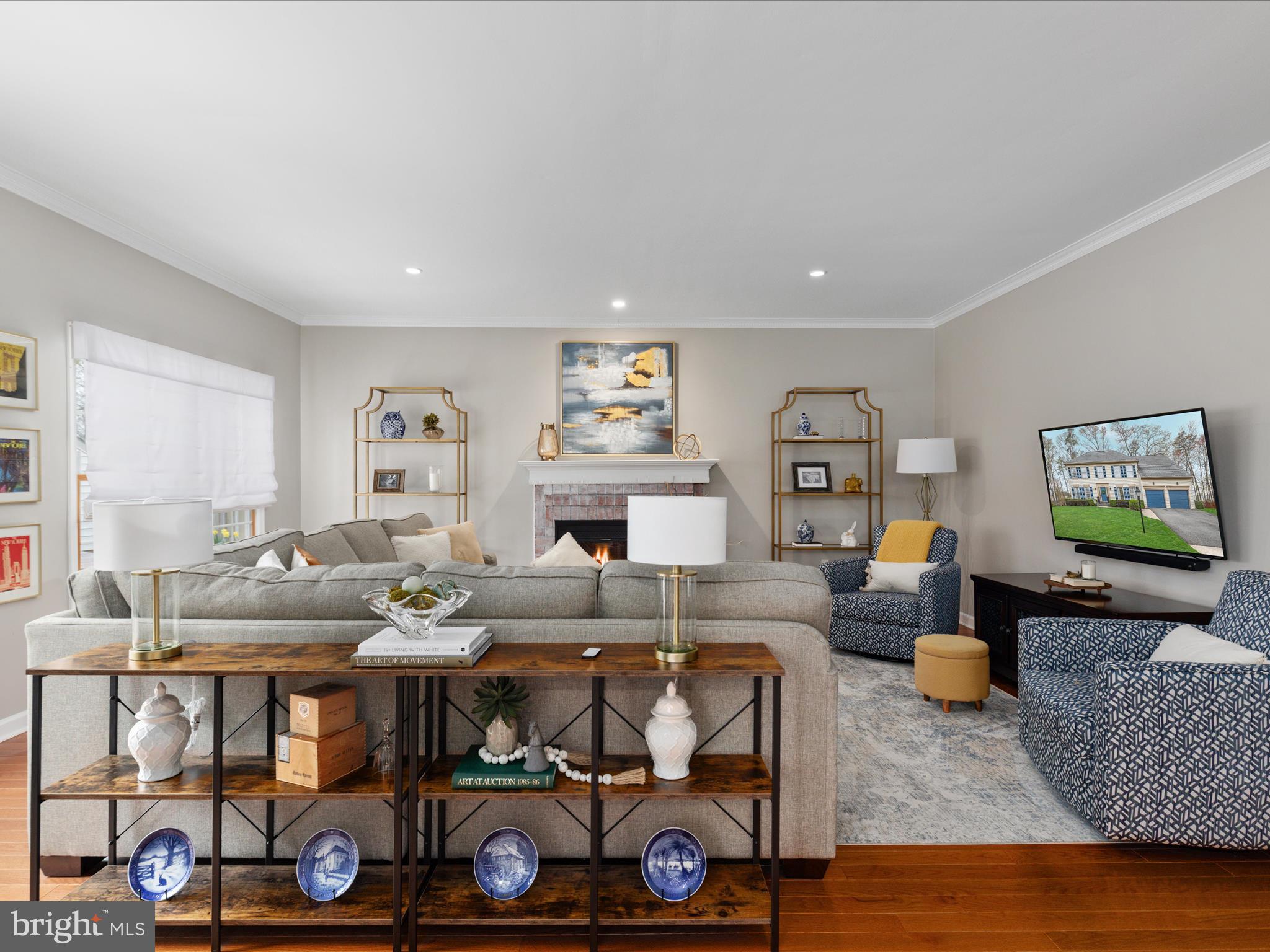 ASHBURN VILLAGE - Residential