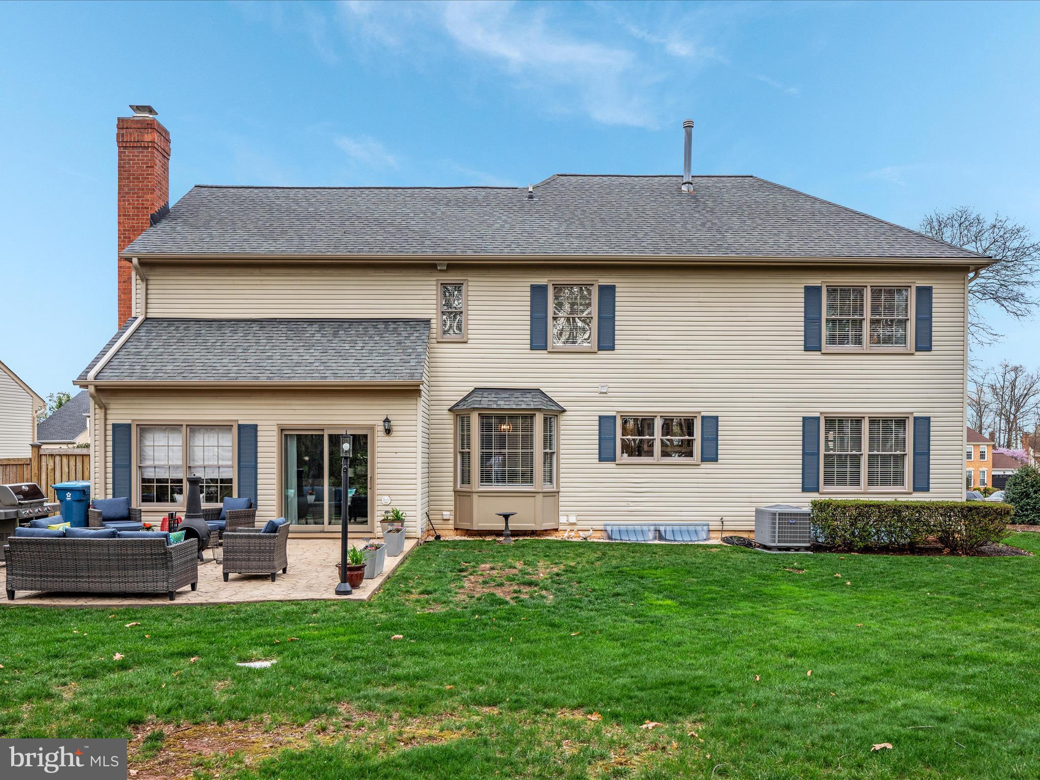 ASHBURN VILLAGE - Residential