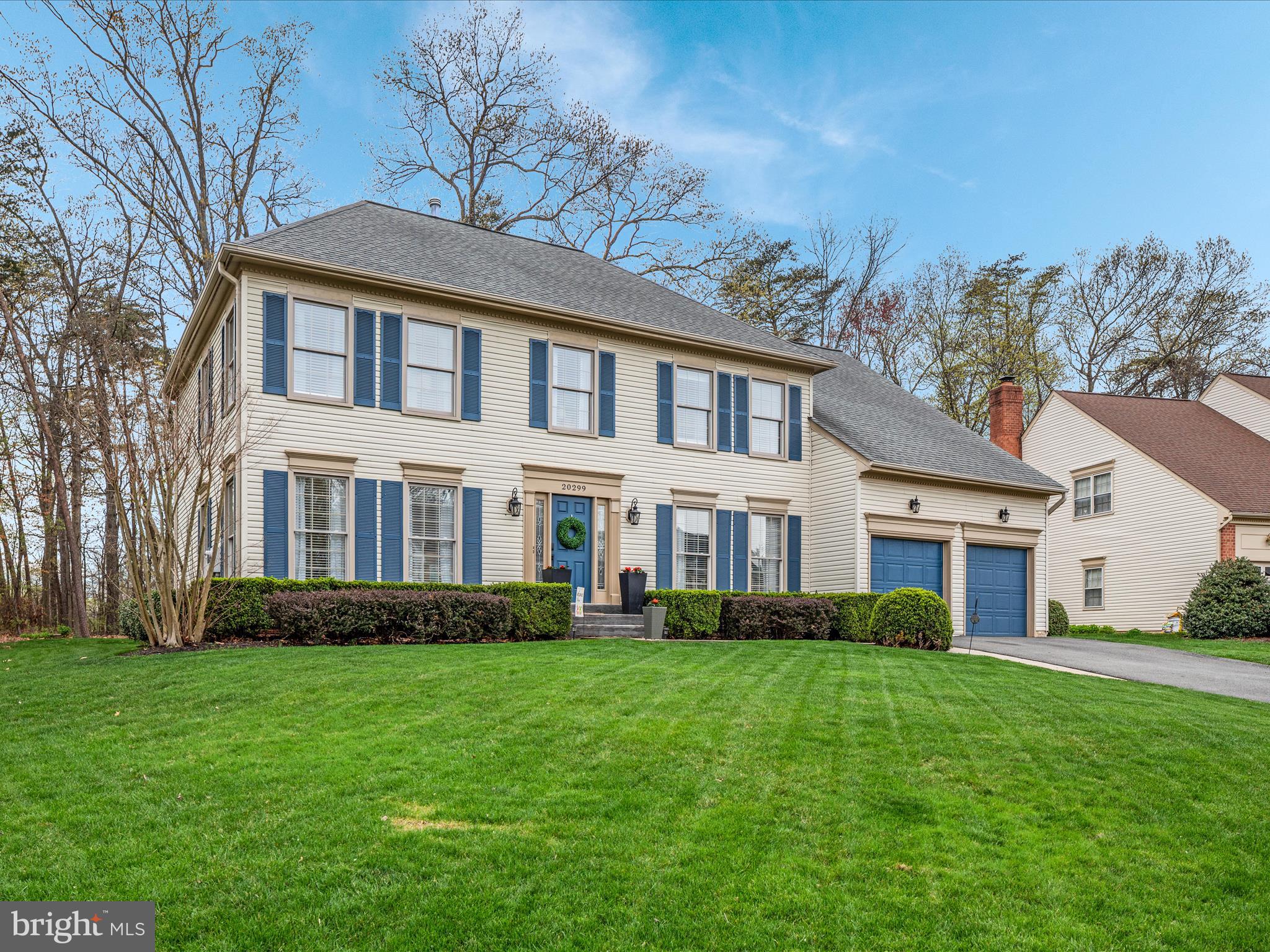 ASHBURN VILLAGE - Residential