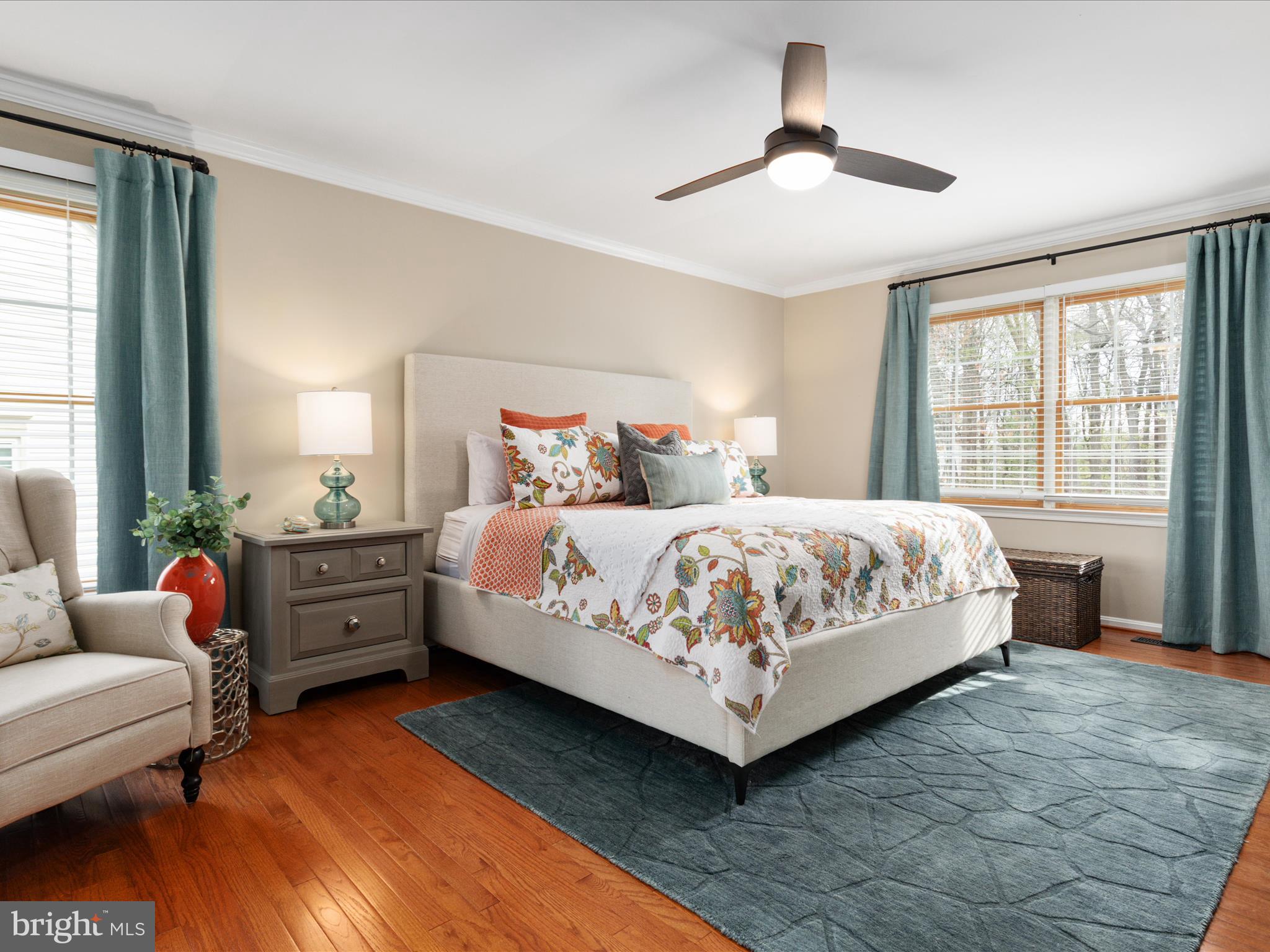 ASHBURN VILLAGE - Residential