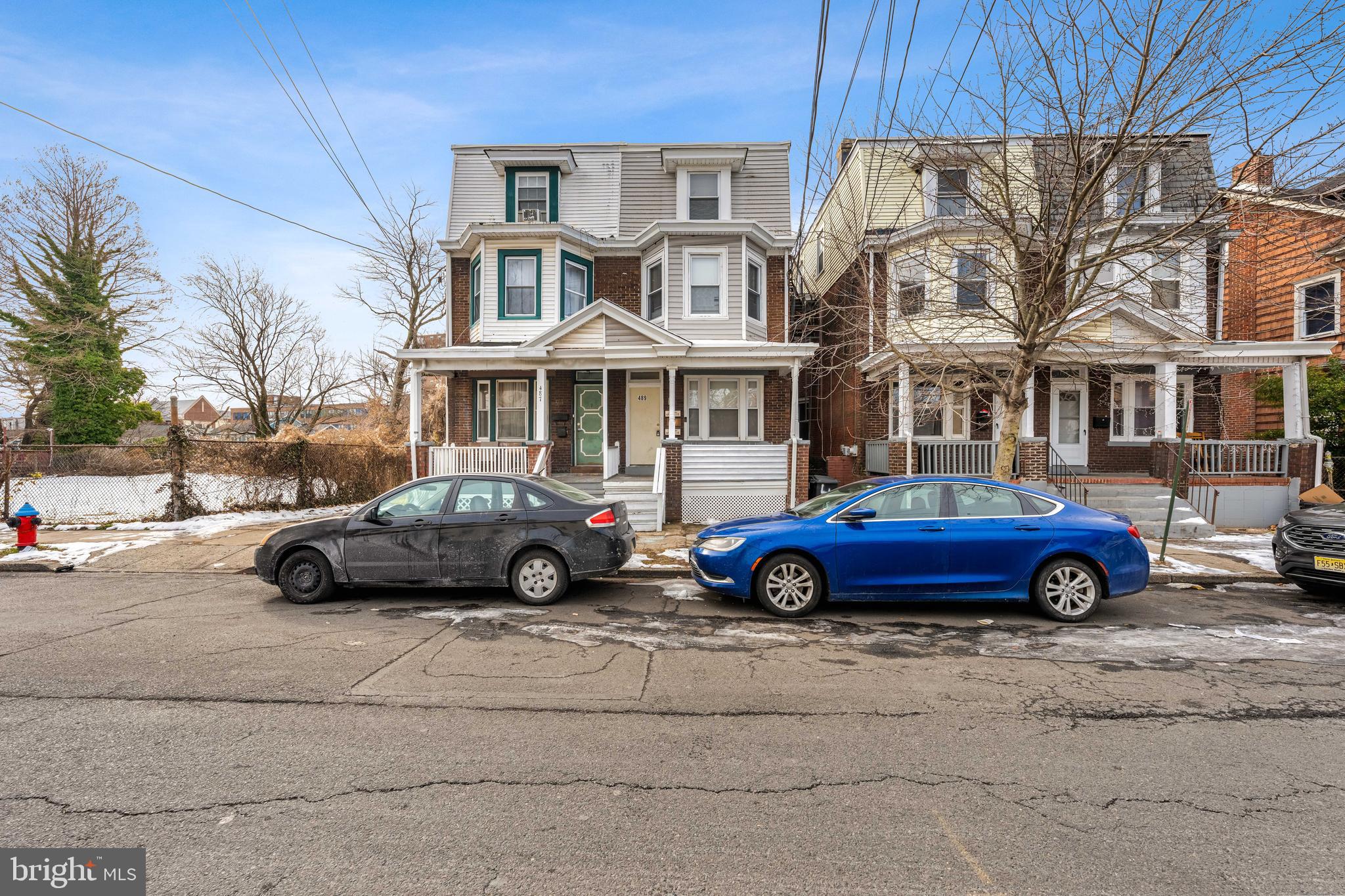 489 W HANOVER STREET