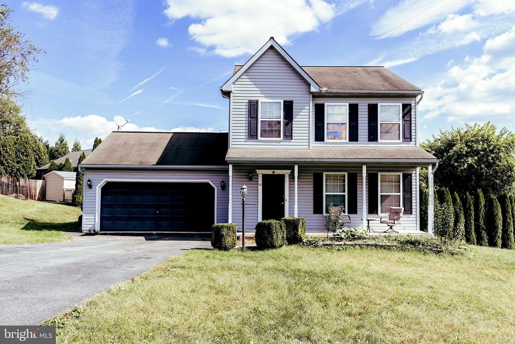 Photo of 55 Burberry Lane, MOUNT WOLF, PA 17347 (MLS # PAYK2091950)