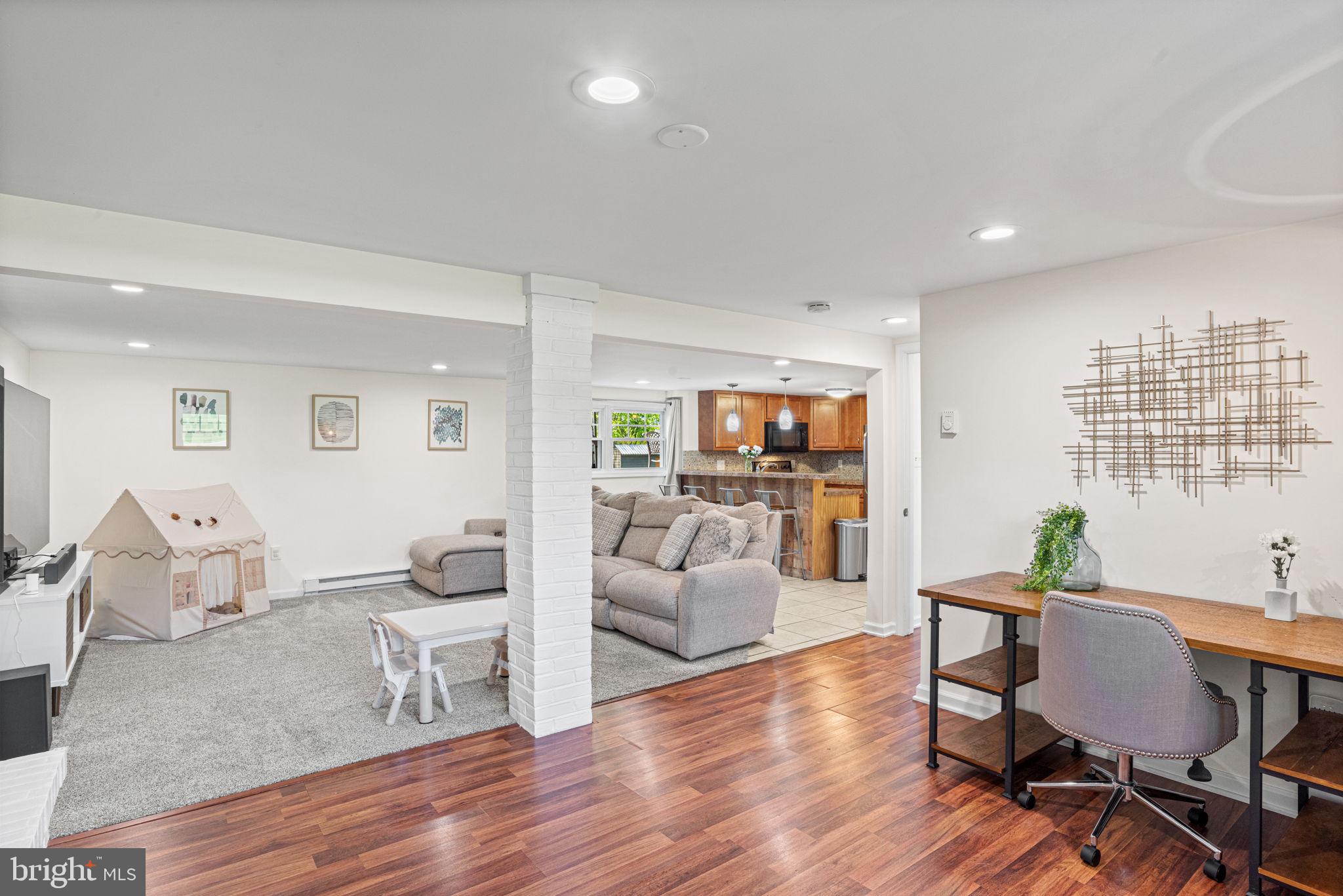 DERRY TOWNSHIP - Residential