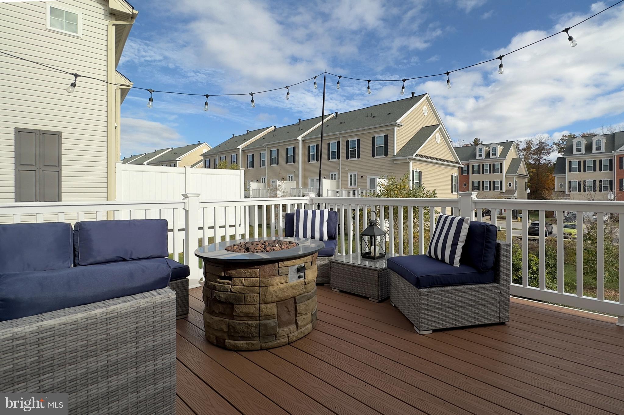 CREEKSTONE VILLAGE - Residential