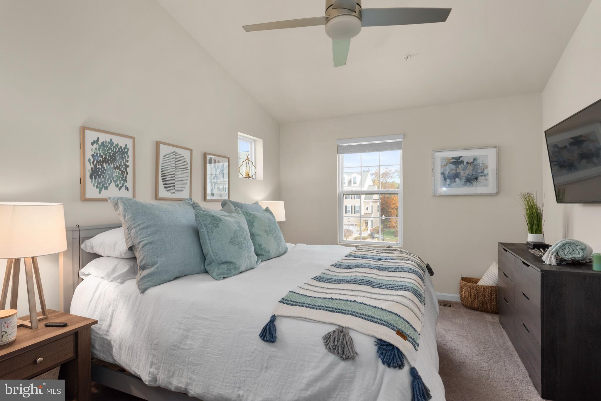 CREEKSTONE VILLAGE - Residential