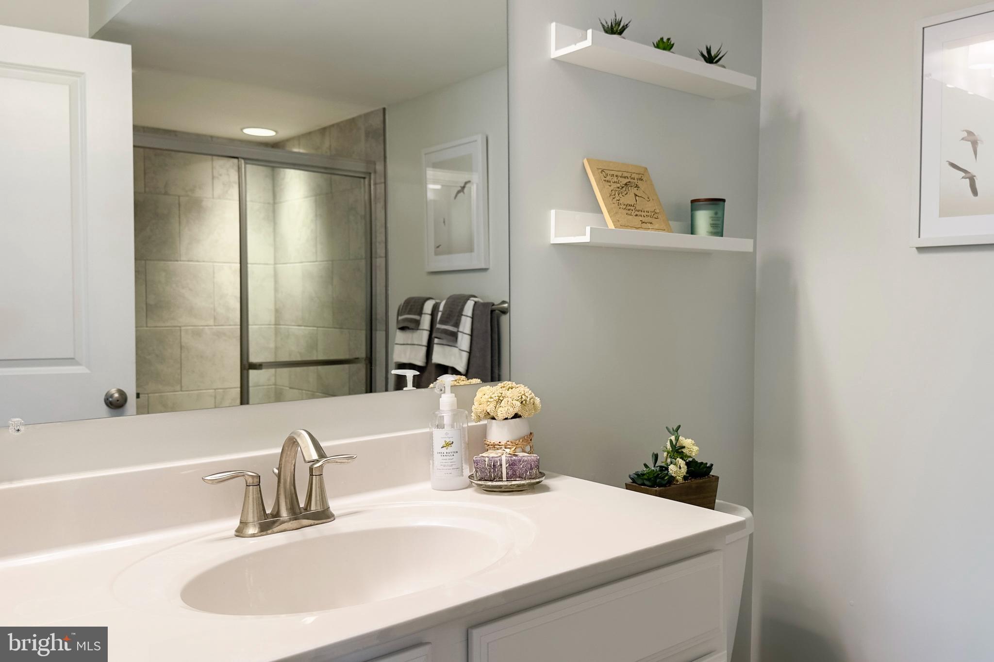 CREEKSTONE VILLAGE - Residential