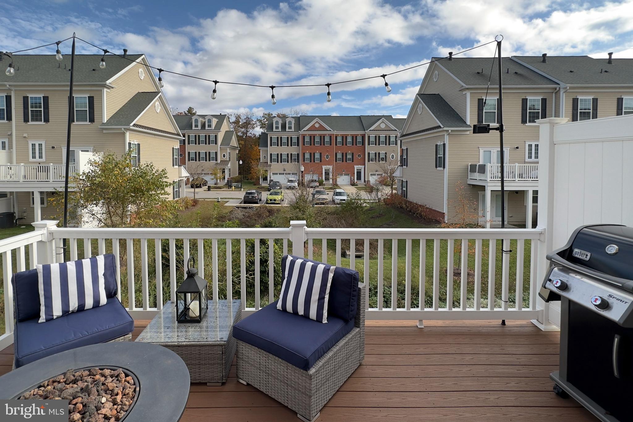 CREEKSTONE VILLAGE - Residential