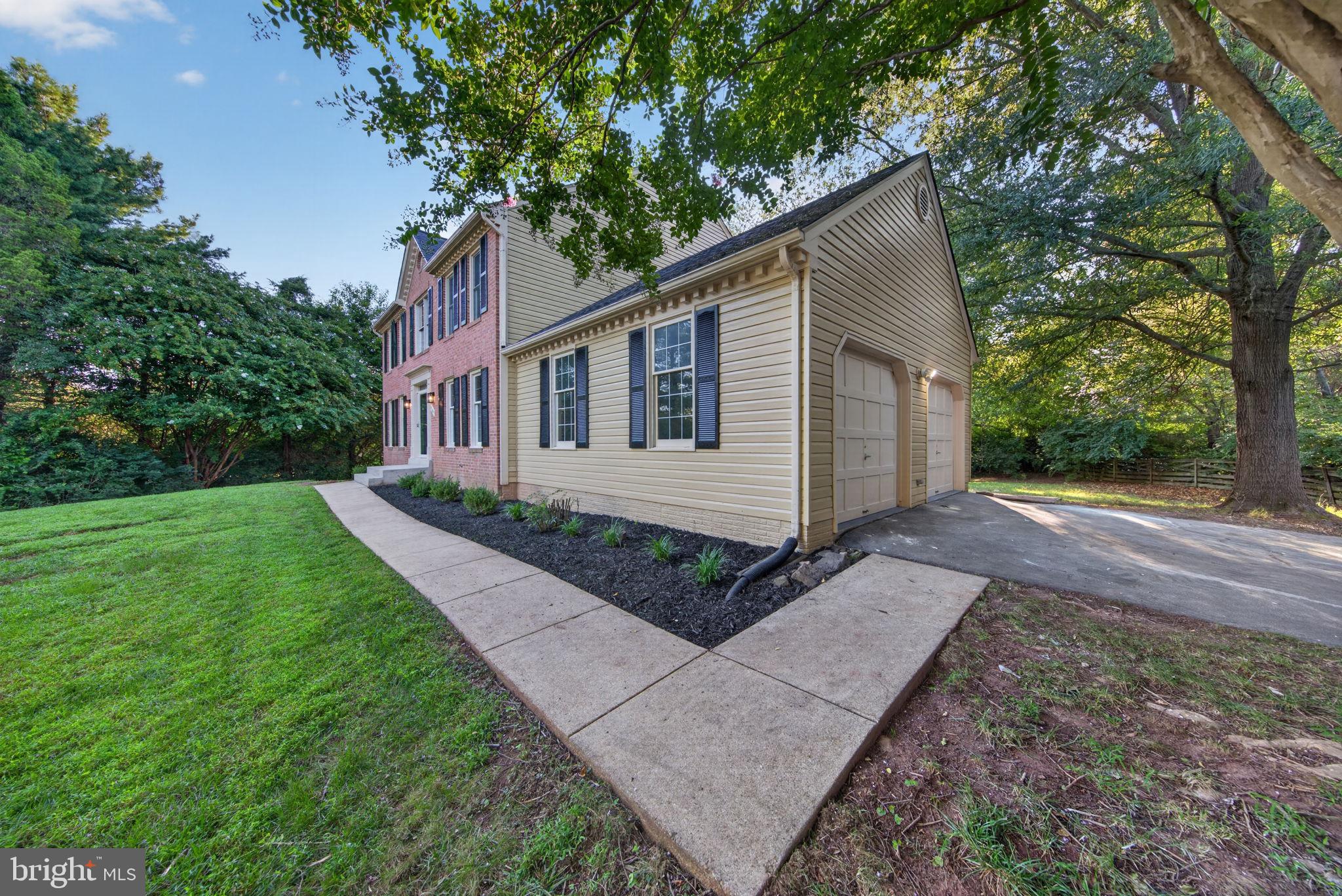 1101 SUGAR MAPLE LANE
