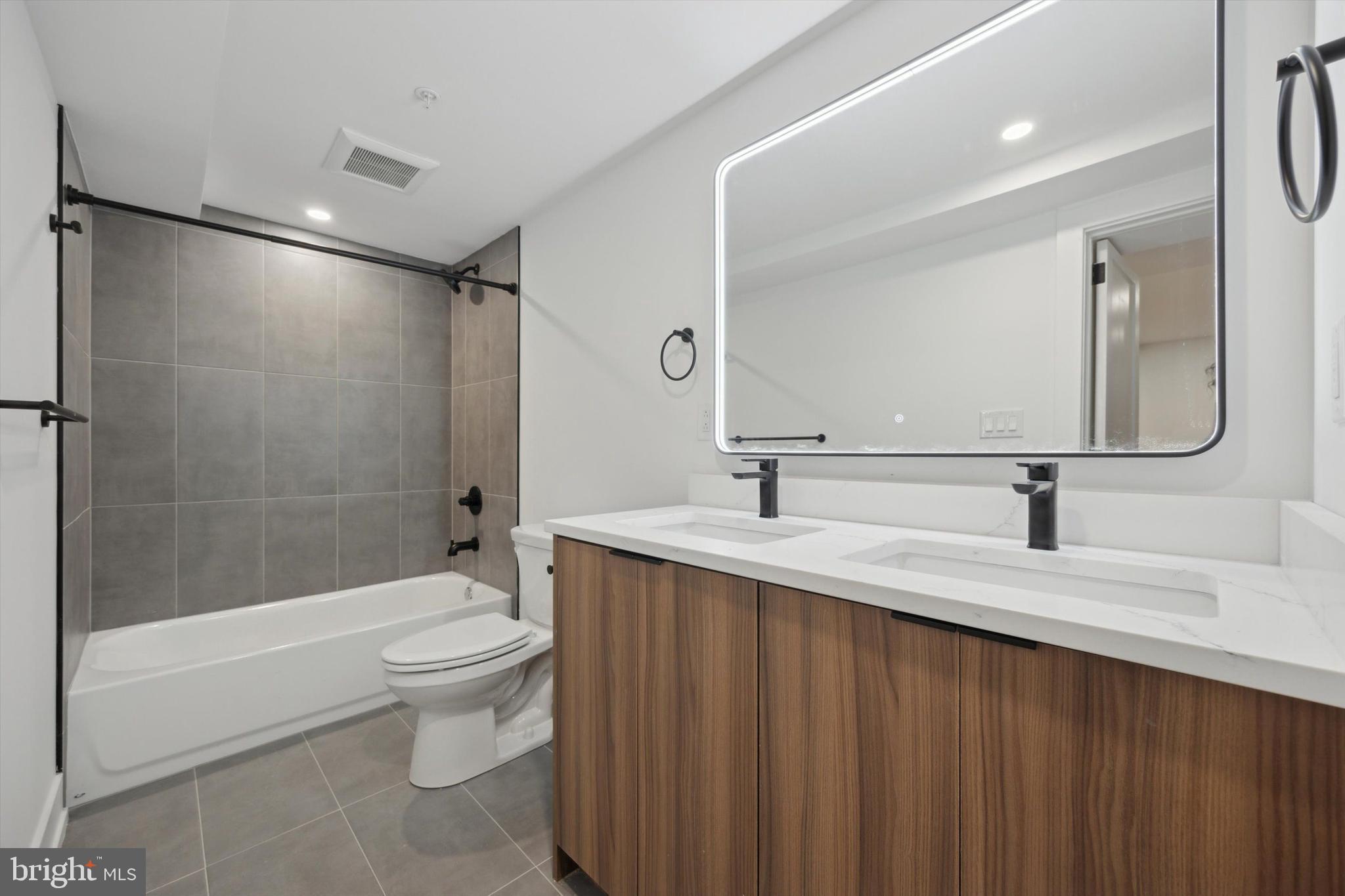 NORTHERN LIBERTIES - Residential Lease