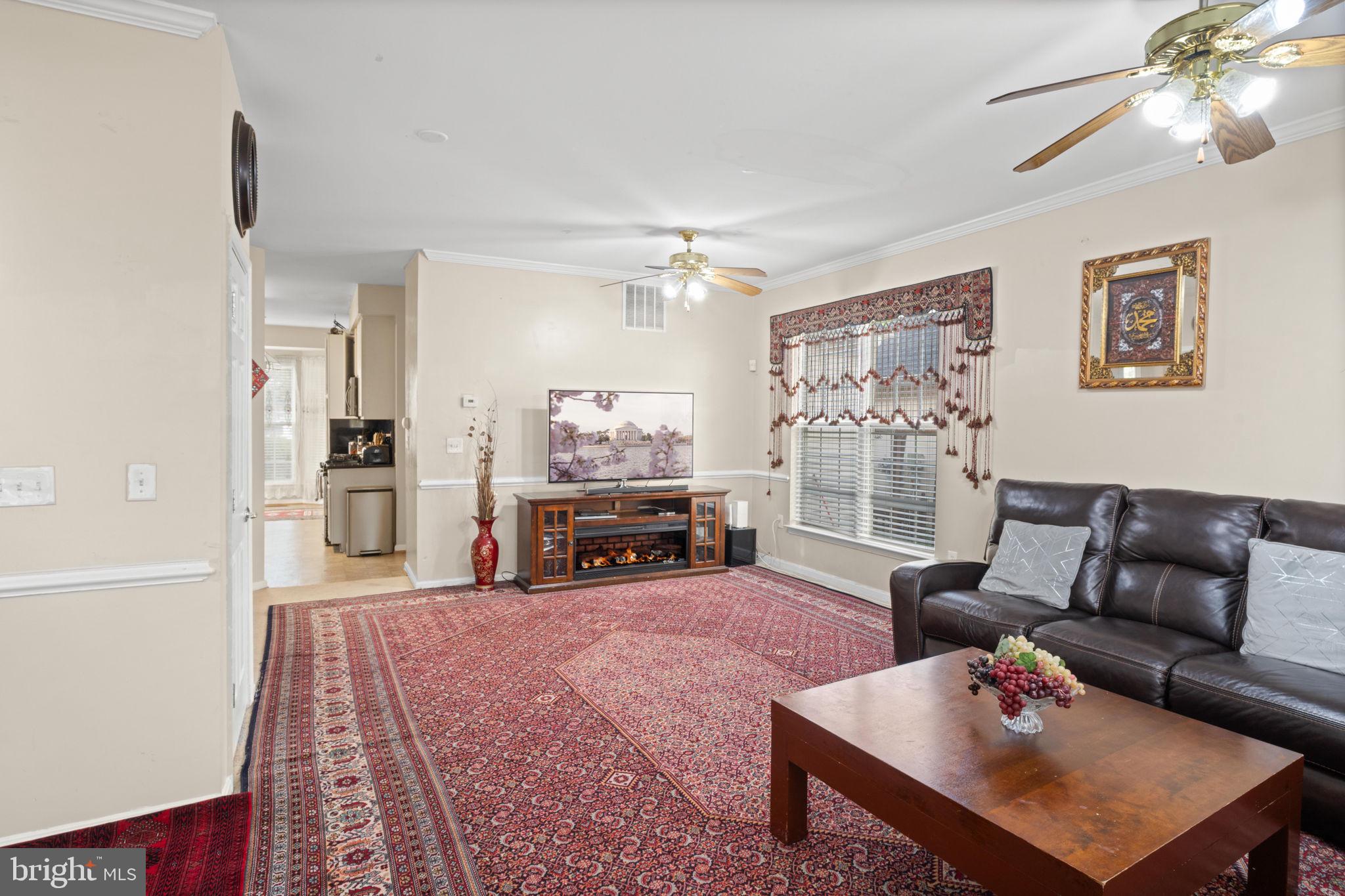 DALE CITY - Residential