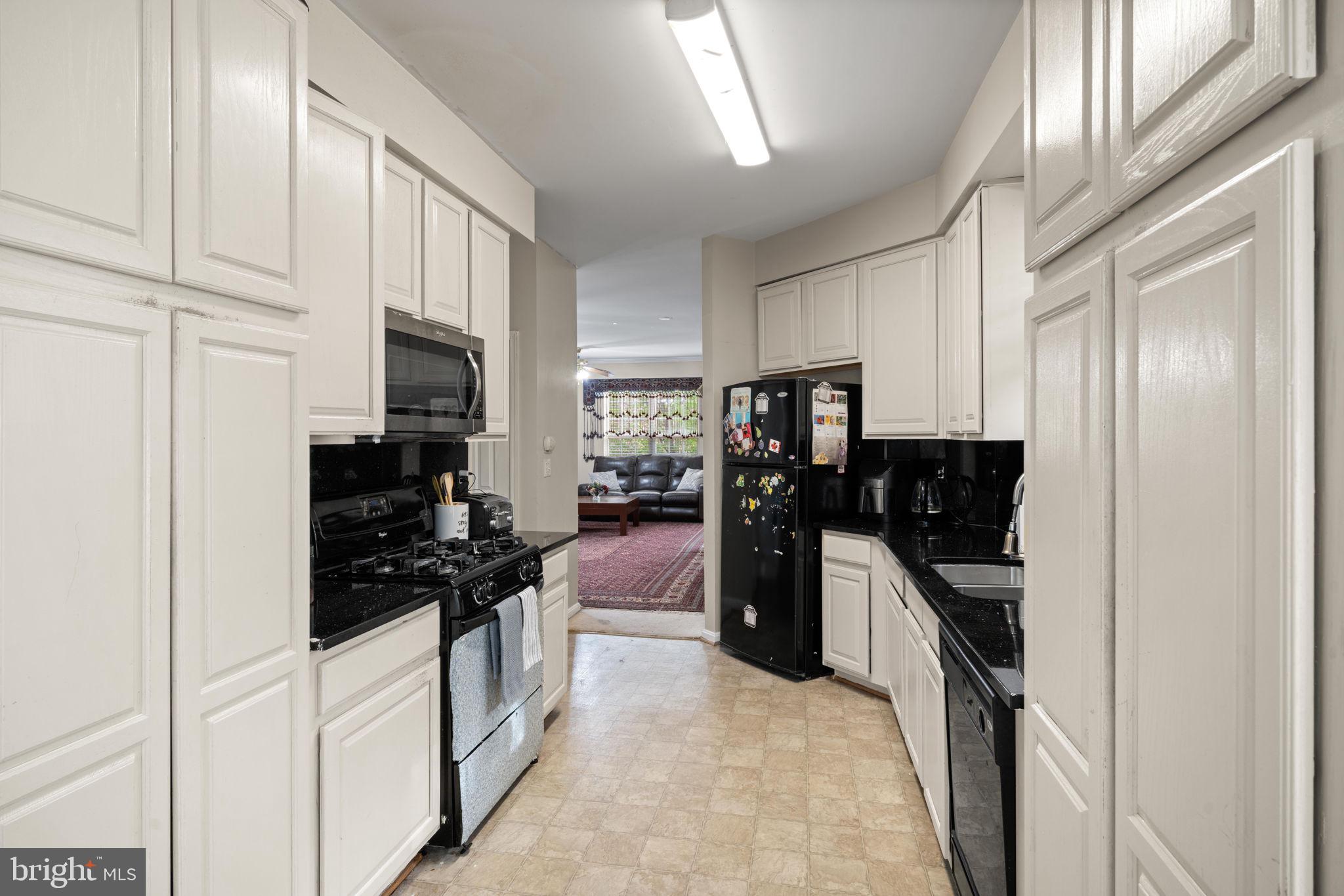 DALE CITY - Residential