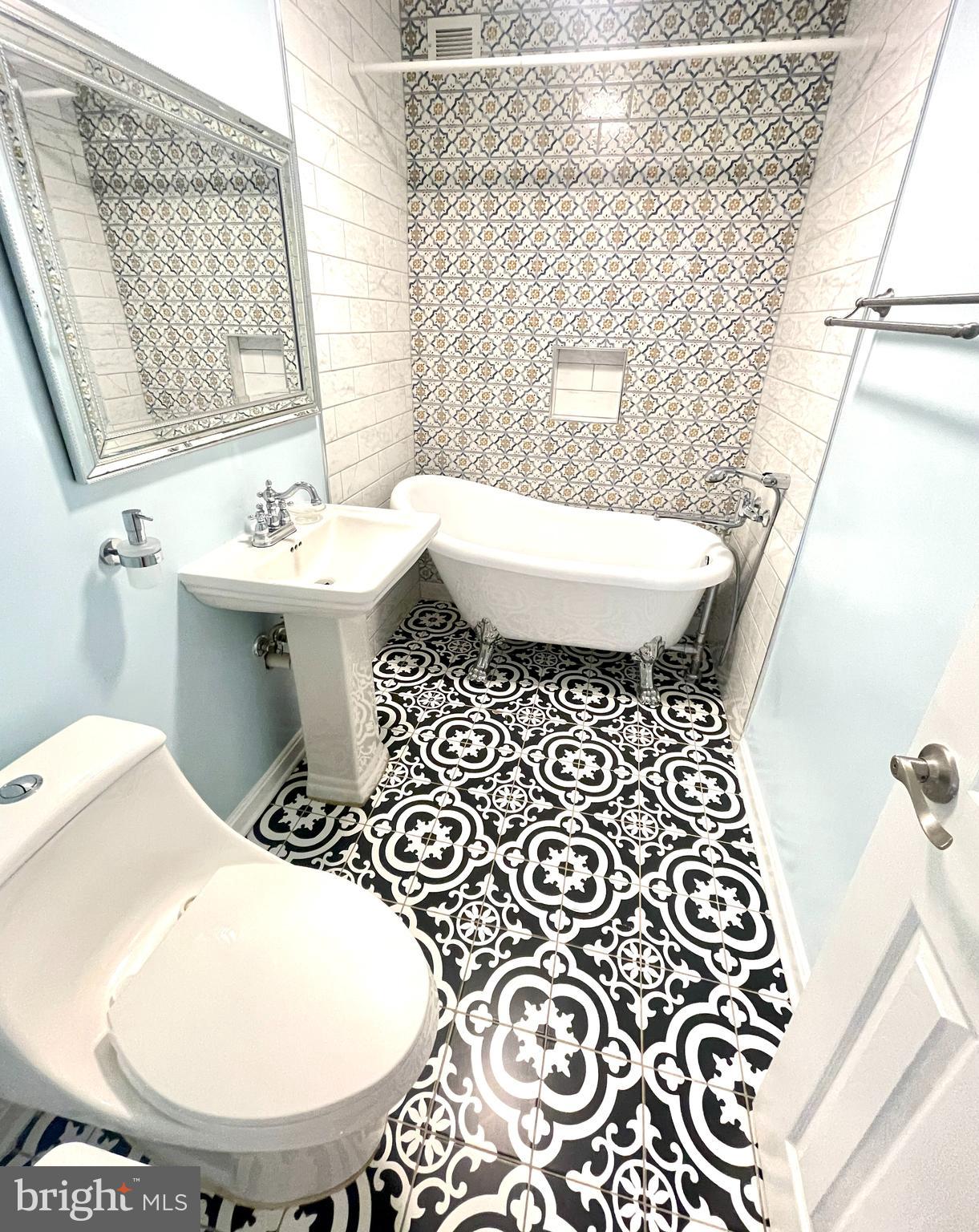 SEMINARY WALK - Residential Lease