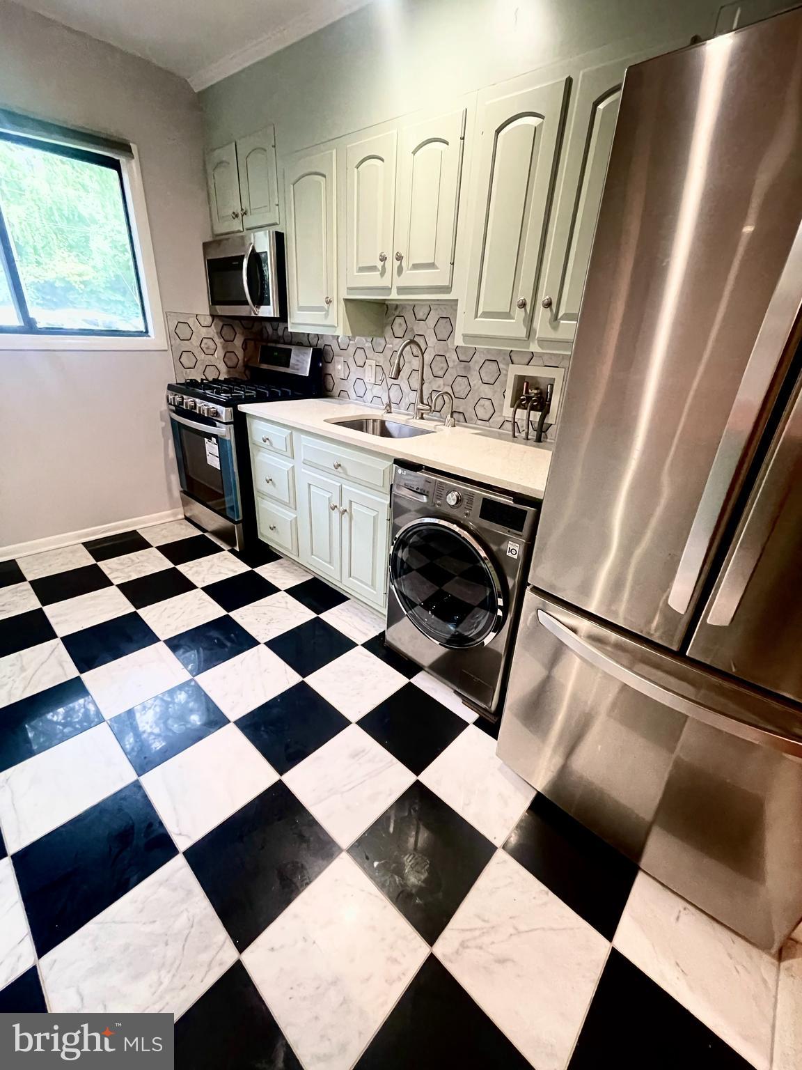 SEMINARY WALK - Residential Lease