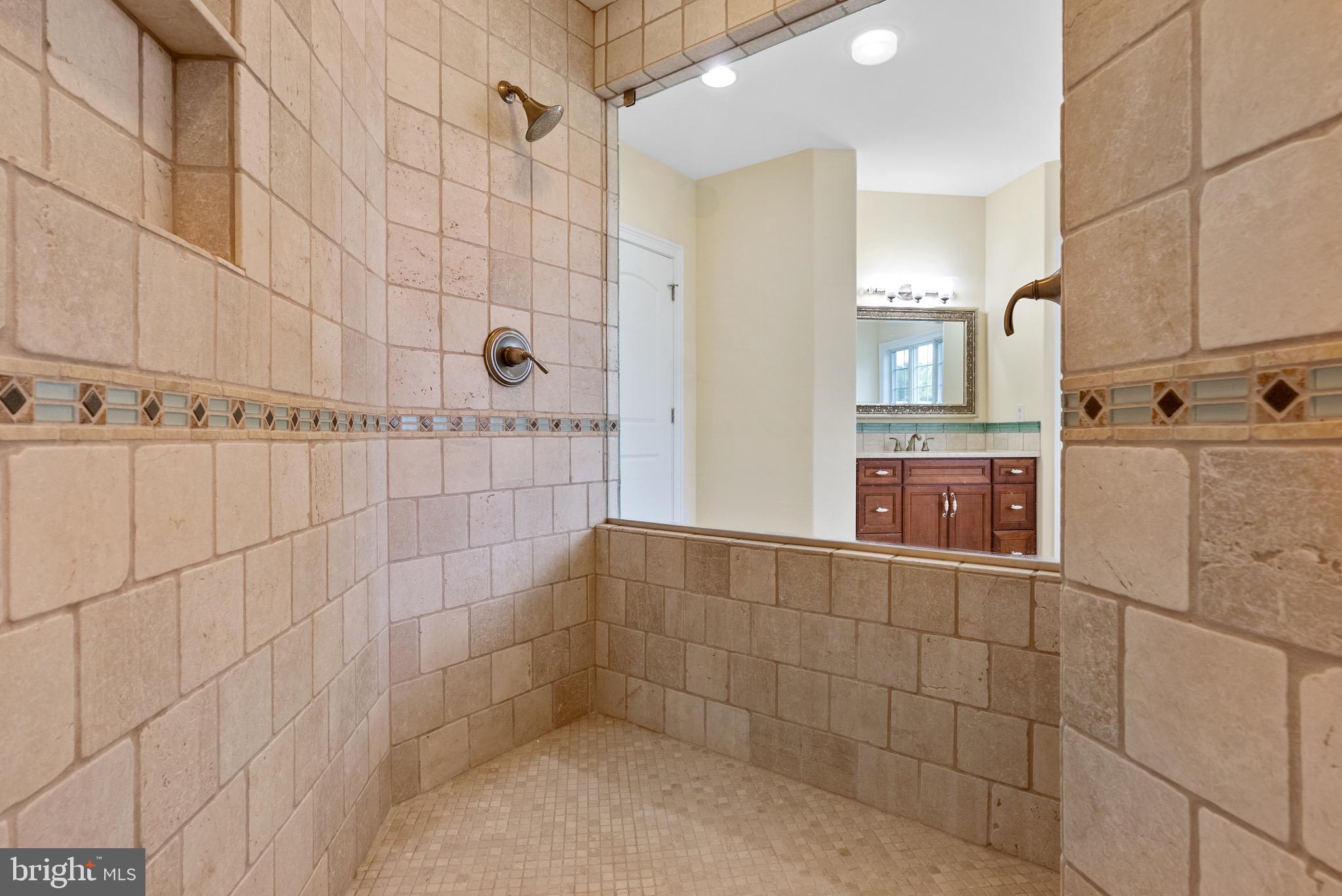 ALEXANDREA ESTATES - Residential