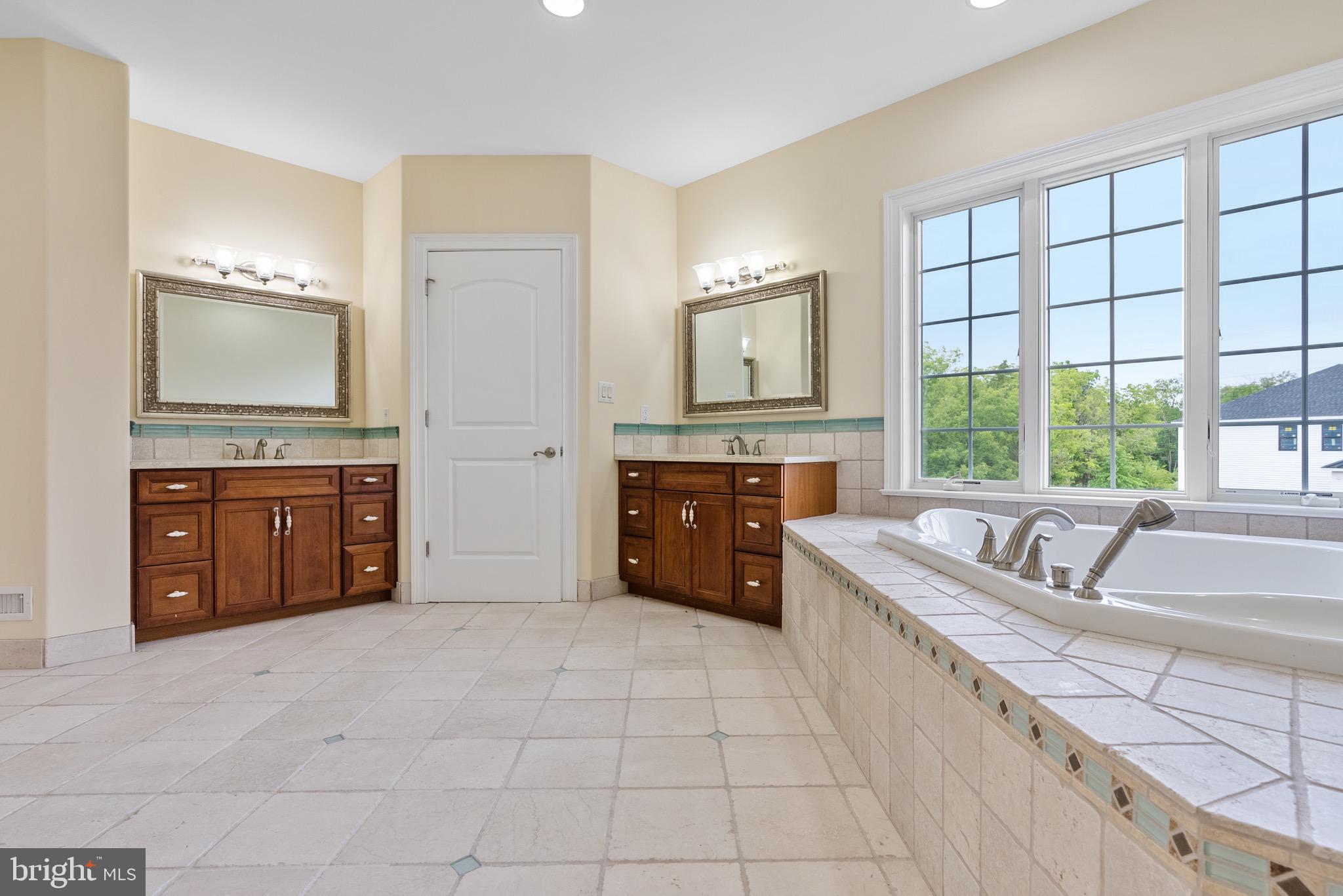 ALEXANDREA ESTATES - Residential