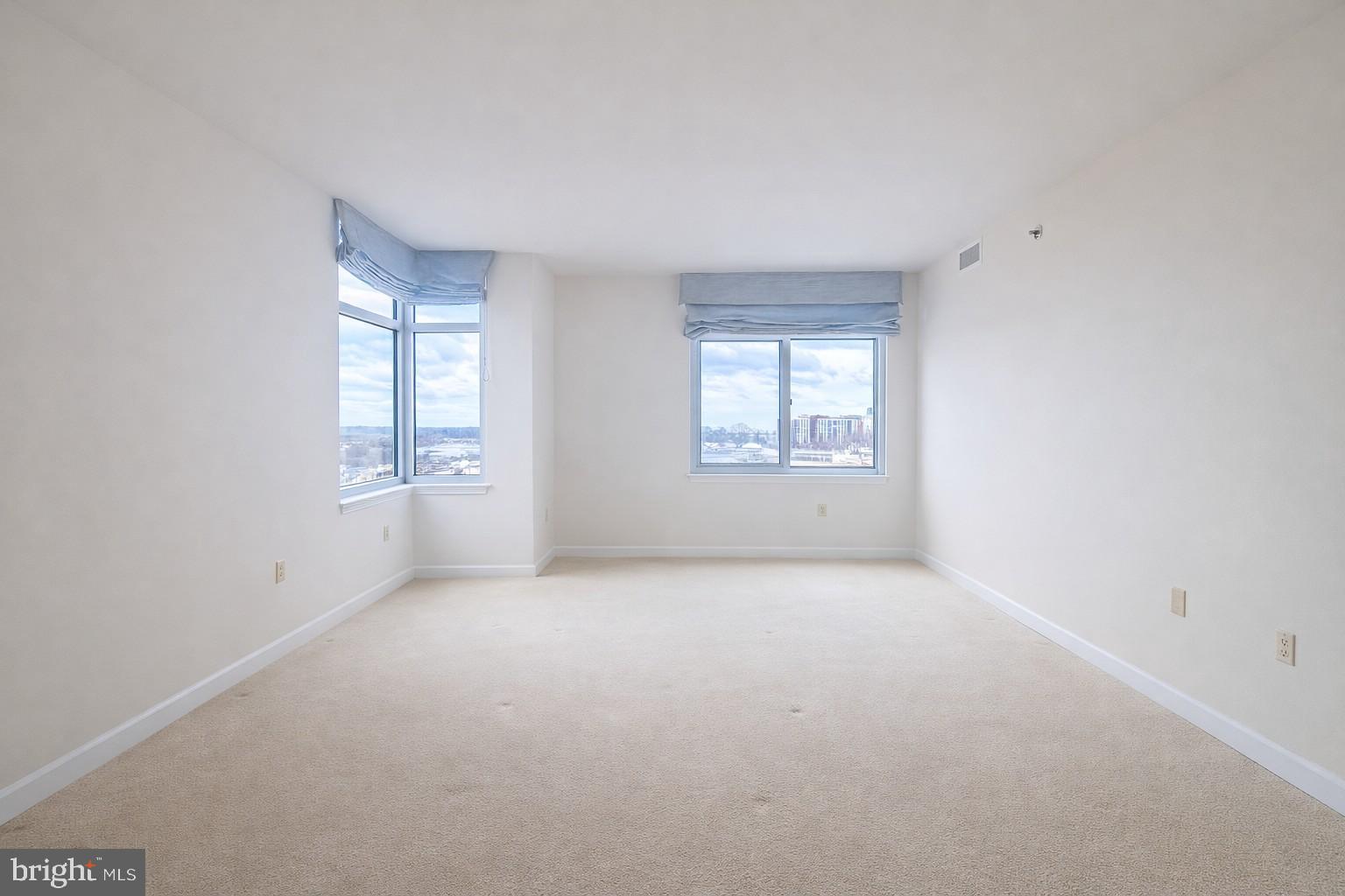 MIDTOWN BETHESDA NORTH - Residential