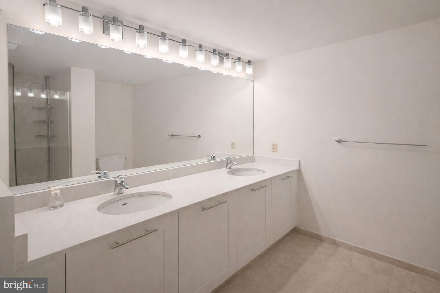 MIDTOWN BETHESDA NORTH - Residential