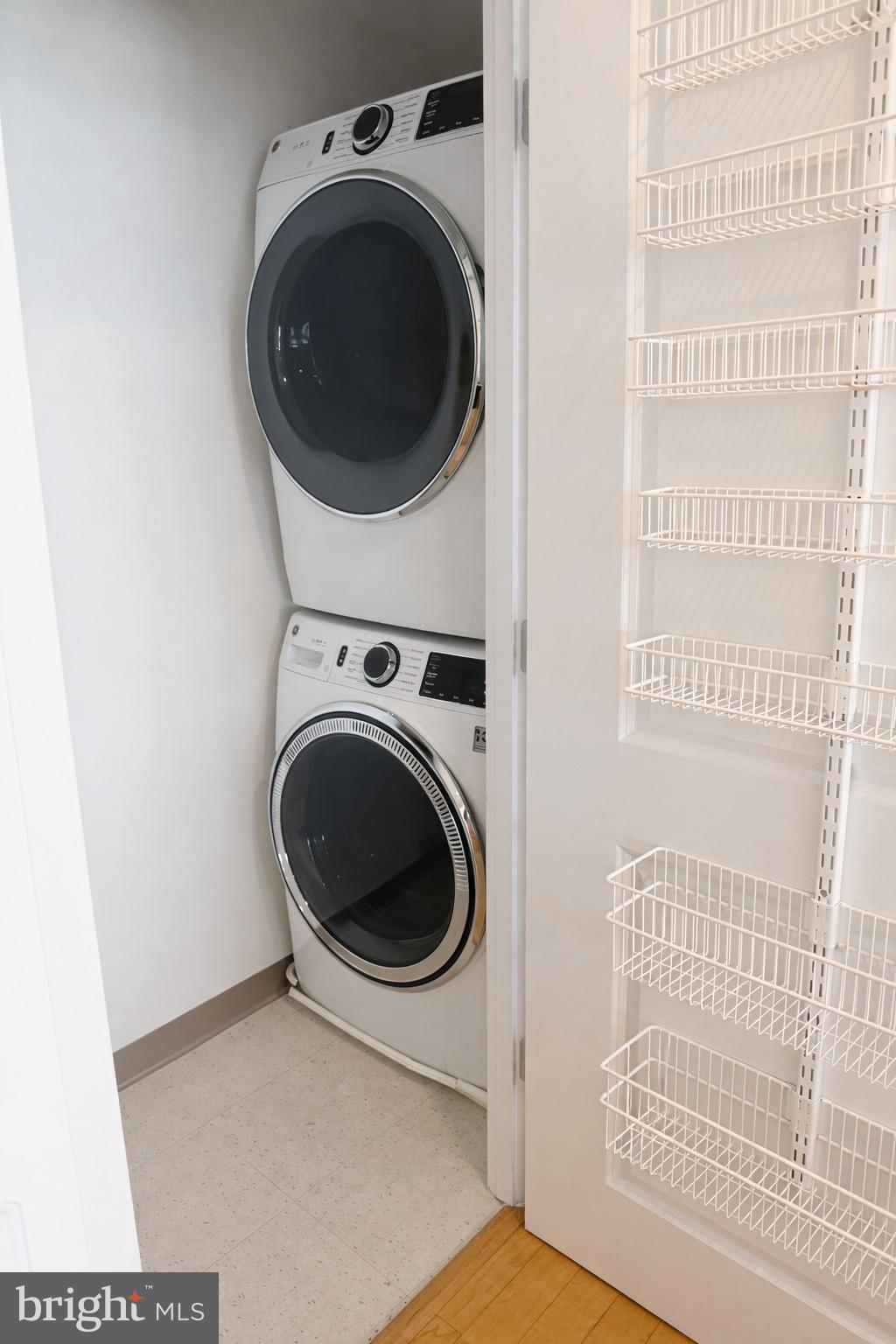 MIDTOWN BETHESDA NORTH - Residential