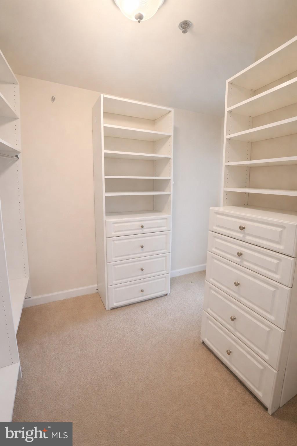 MIDTOWN BETHESDA NORTH - Residential