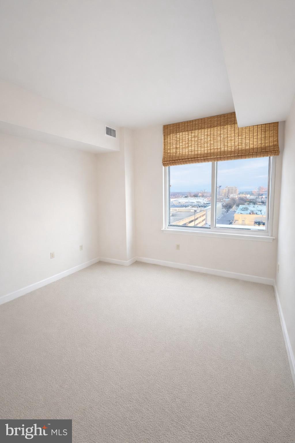 MIDTOWN BETHESDA NORTH - Residential