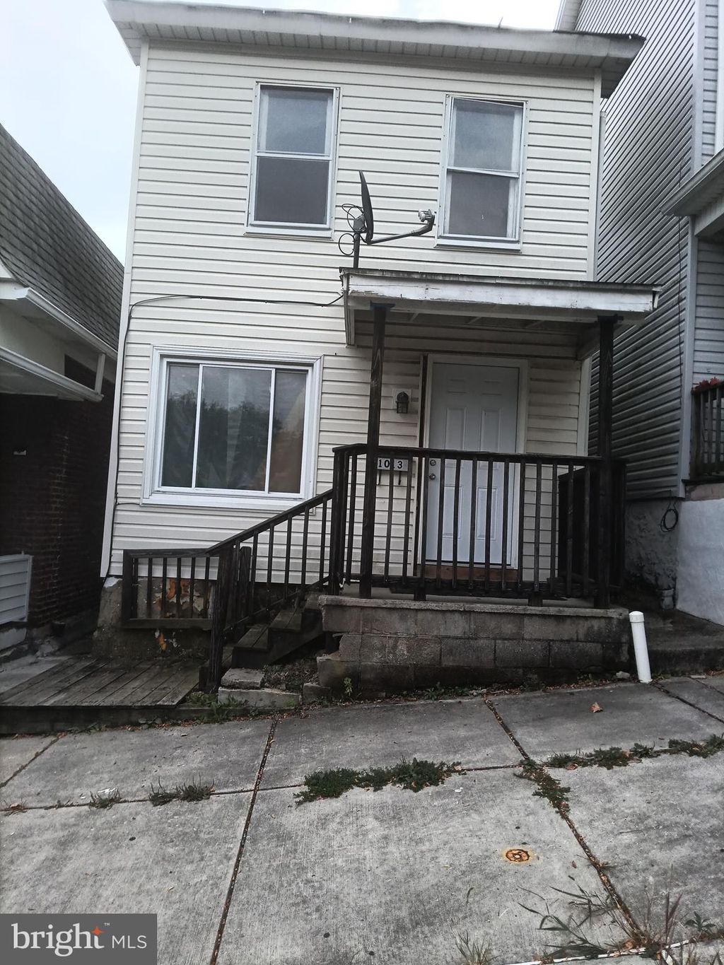 Photo of 1013 16th Ave, ALTOONA, PA 16601 (MLS # PABR2015796)