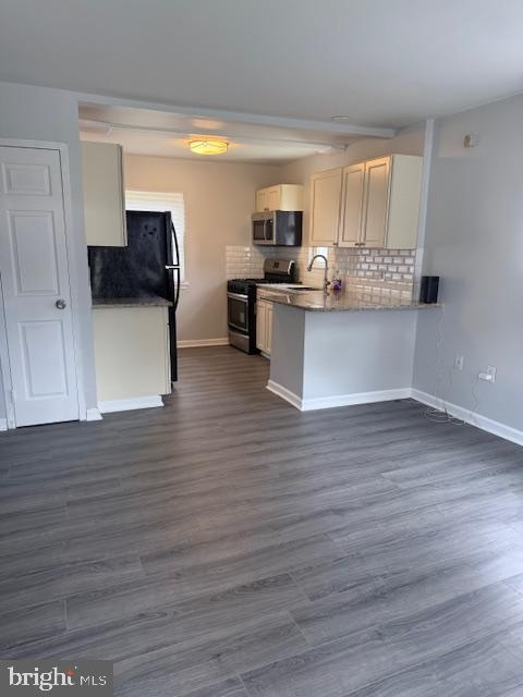 426 CARVER DRIVE